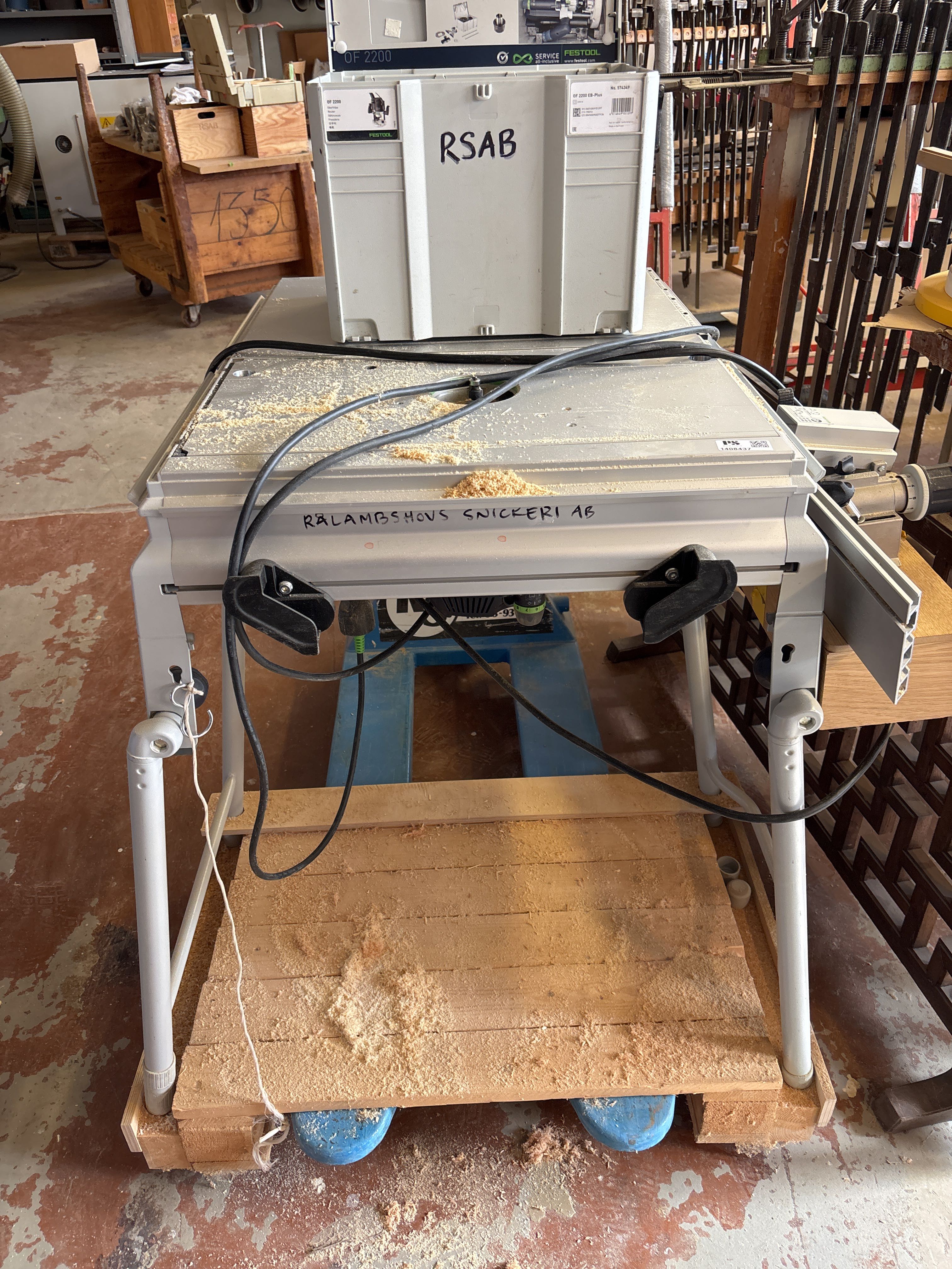 Handheld router with router table and accessories - Festool OF 2200 EB ...