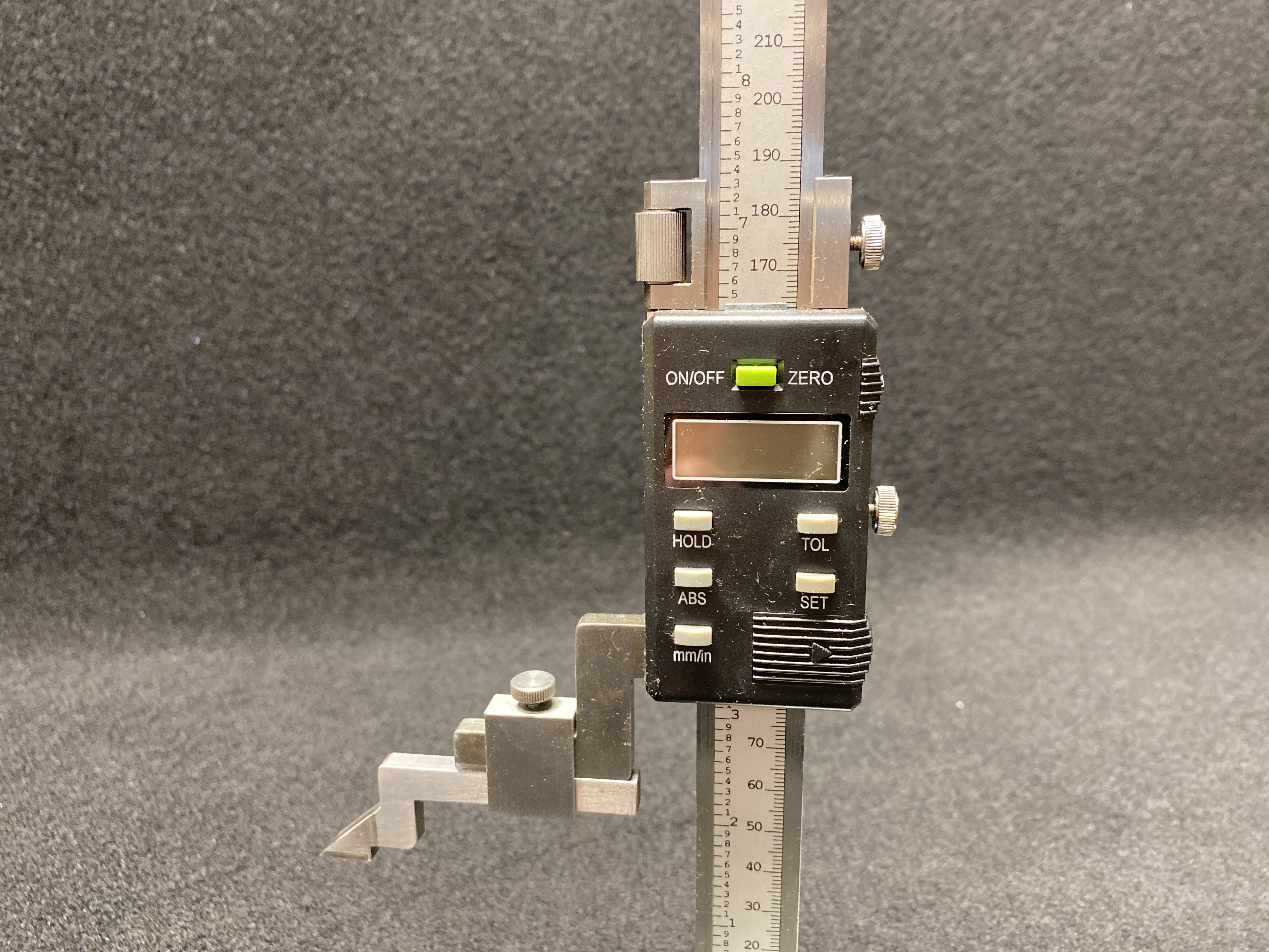 趣味・スポーツ・実用 DIGITAL POLE MEASURE PM-4016 KDS DIGIBO デジボー 4m PM-4016 - メルカリ