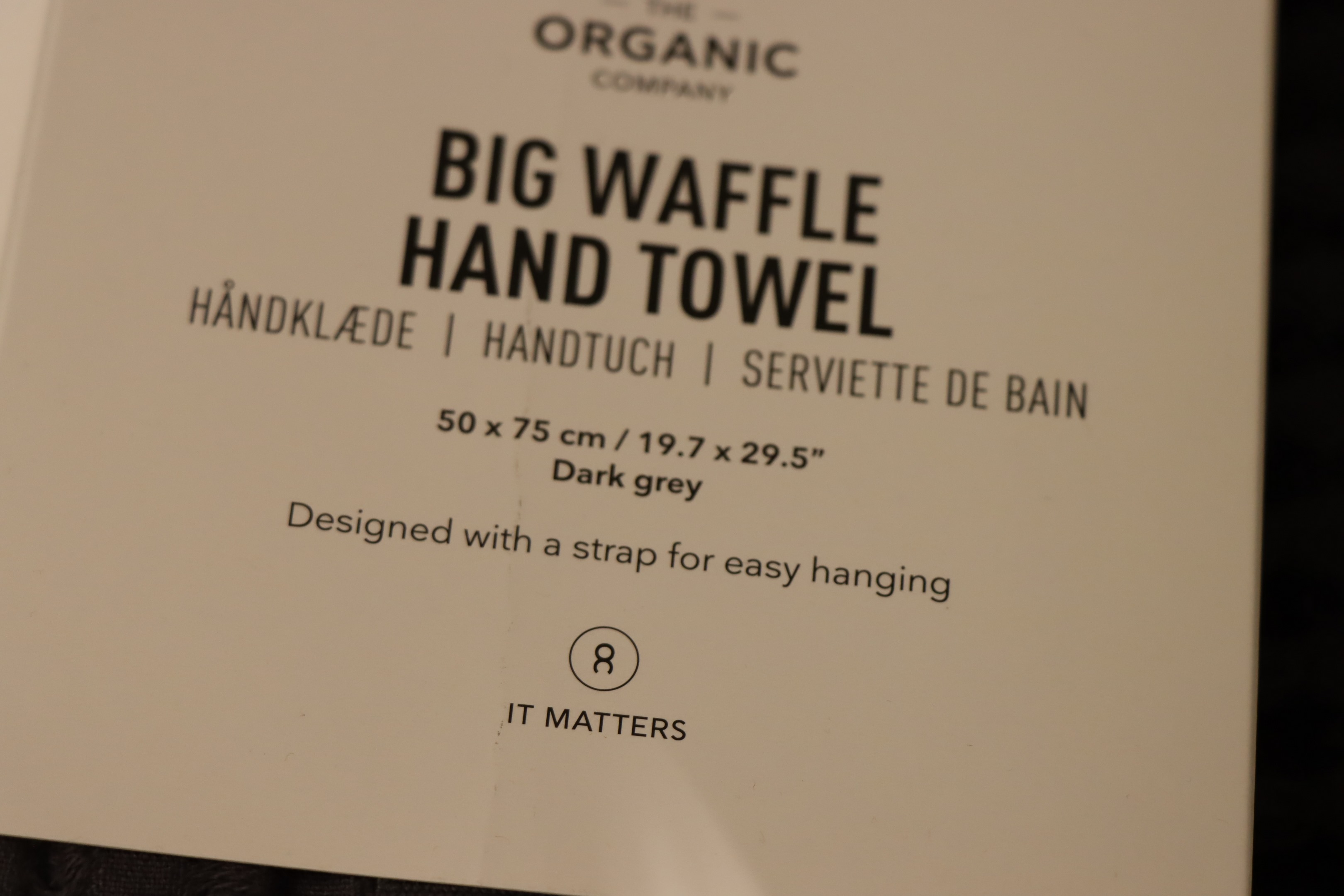 2 Big Waffle towels + 2 Big Waffle hand towels PS Auction We value