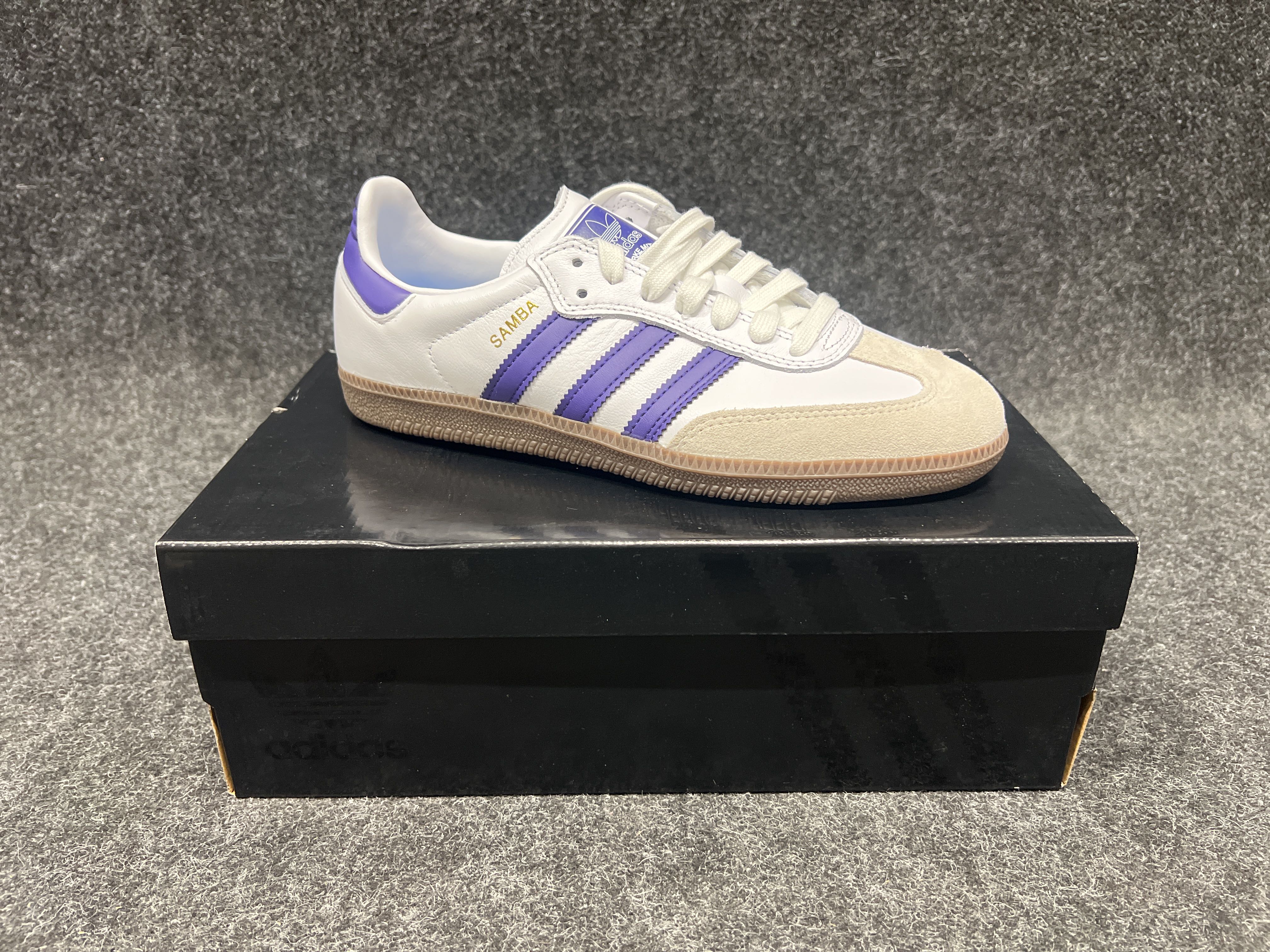 adidas gazelle silver green womens adidas Samba Classic main image 1