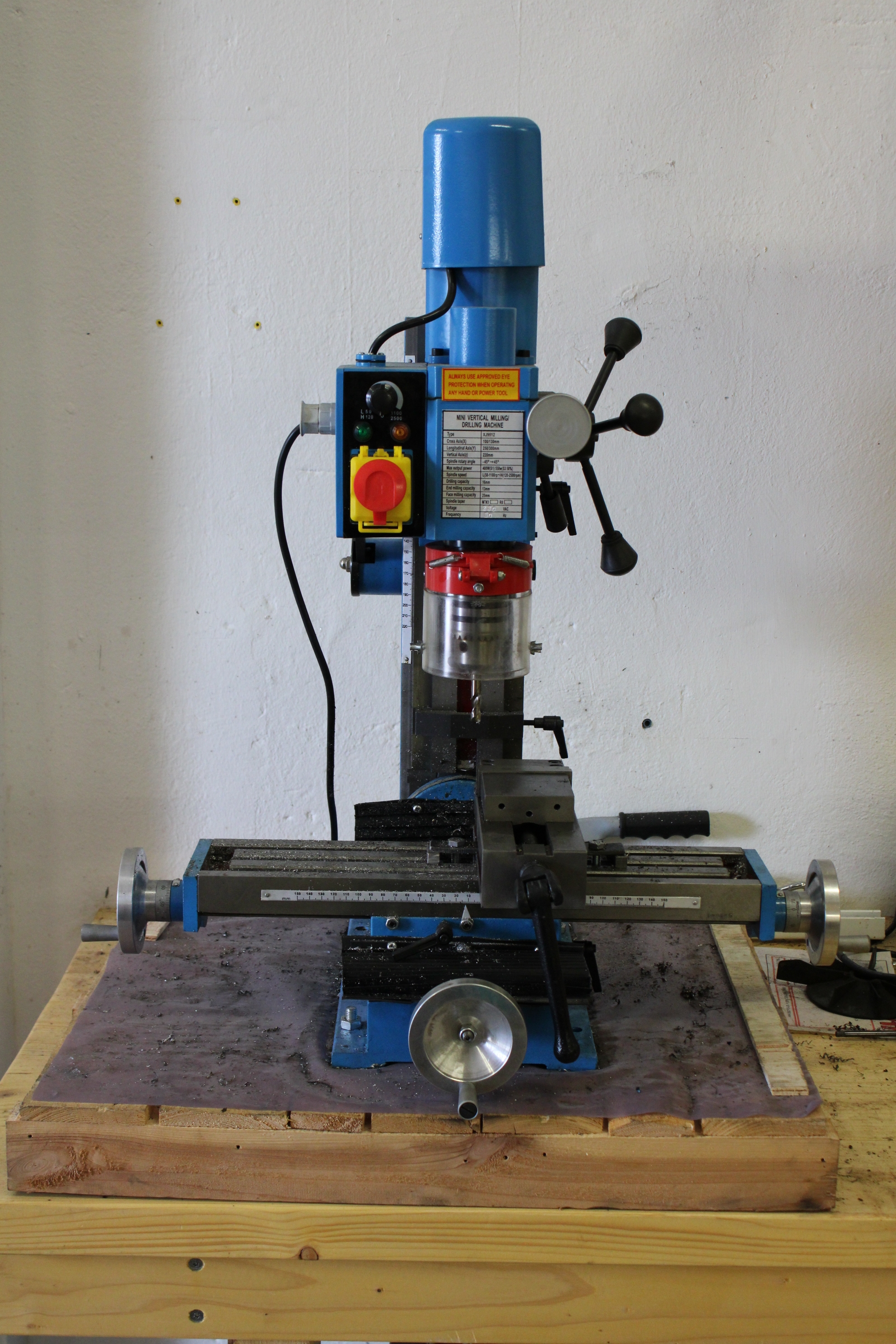 Mini milling drilling machine XJ9512 PS Auction We value the future