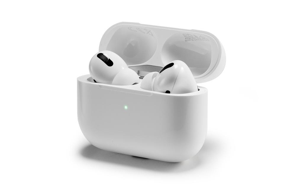 AirPods Pro、ホワイト、 APPLE AirPods Pro Wireless Headphones with MagSafe charging