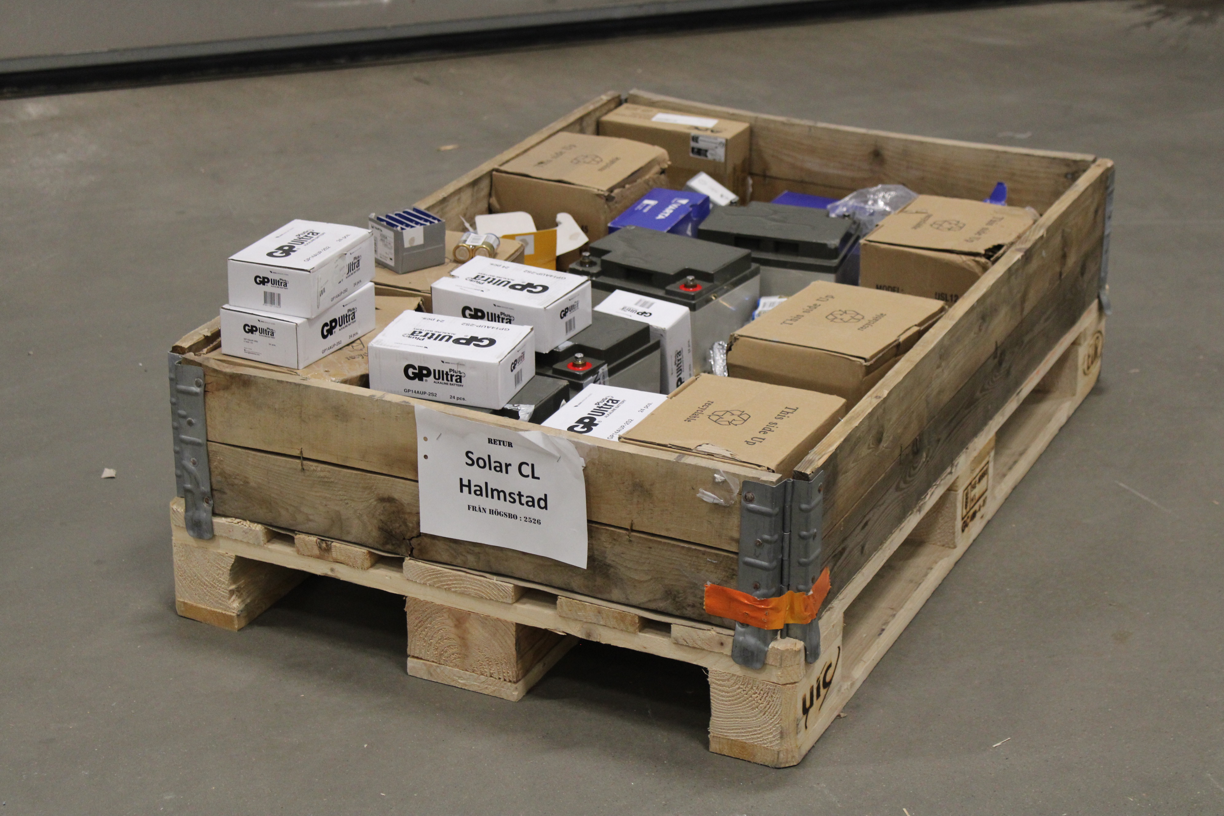 Parti med diverse batterier - Auktioner online - Nätauktioner ...