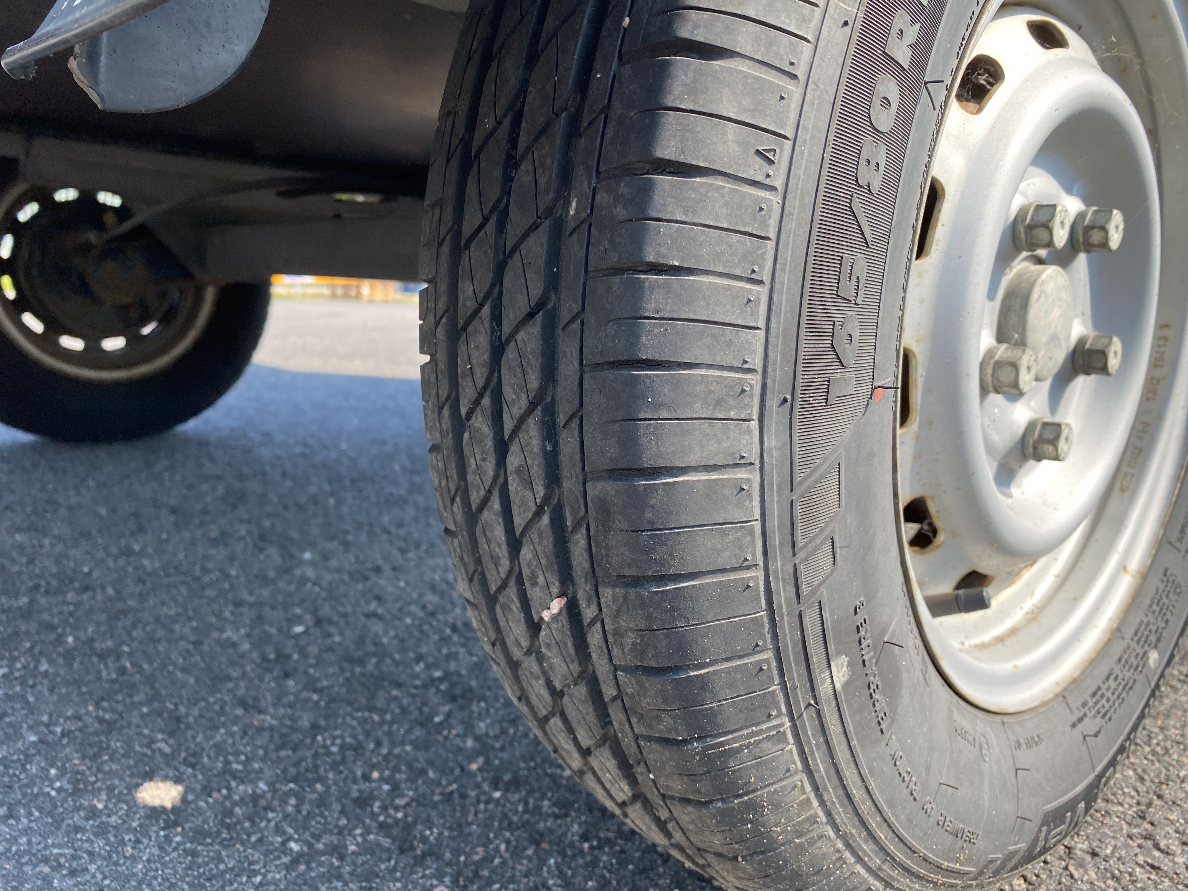 Trailer Thule with cover PS Auction We value the future Largest