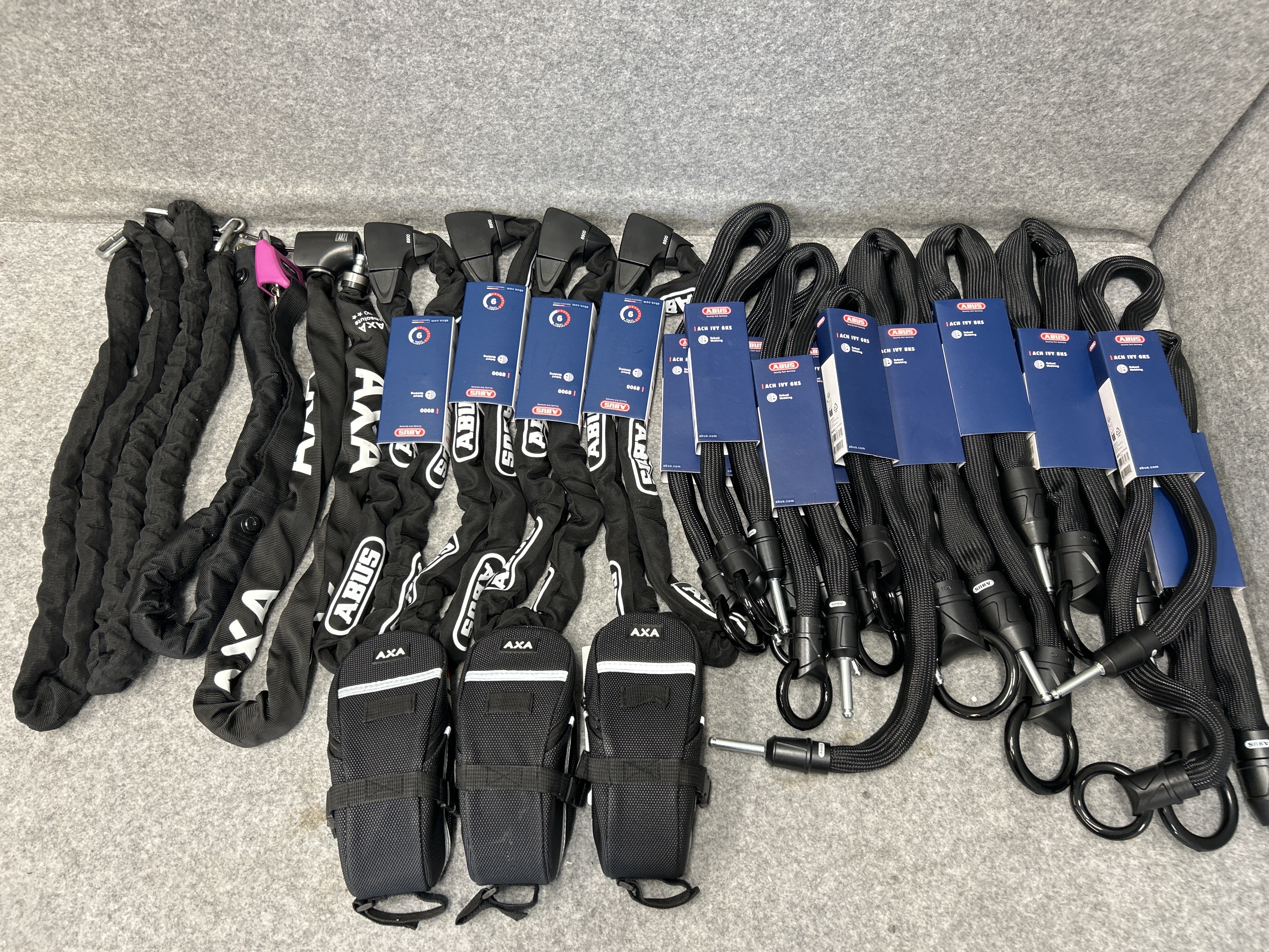 Lock chains and extension chains - PS Auction - We value the future ...