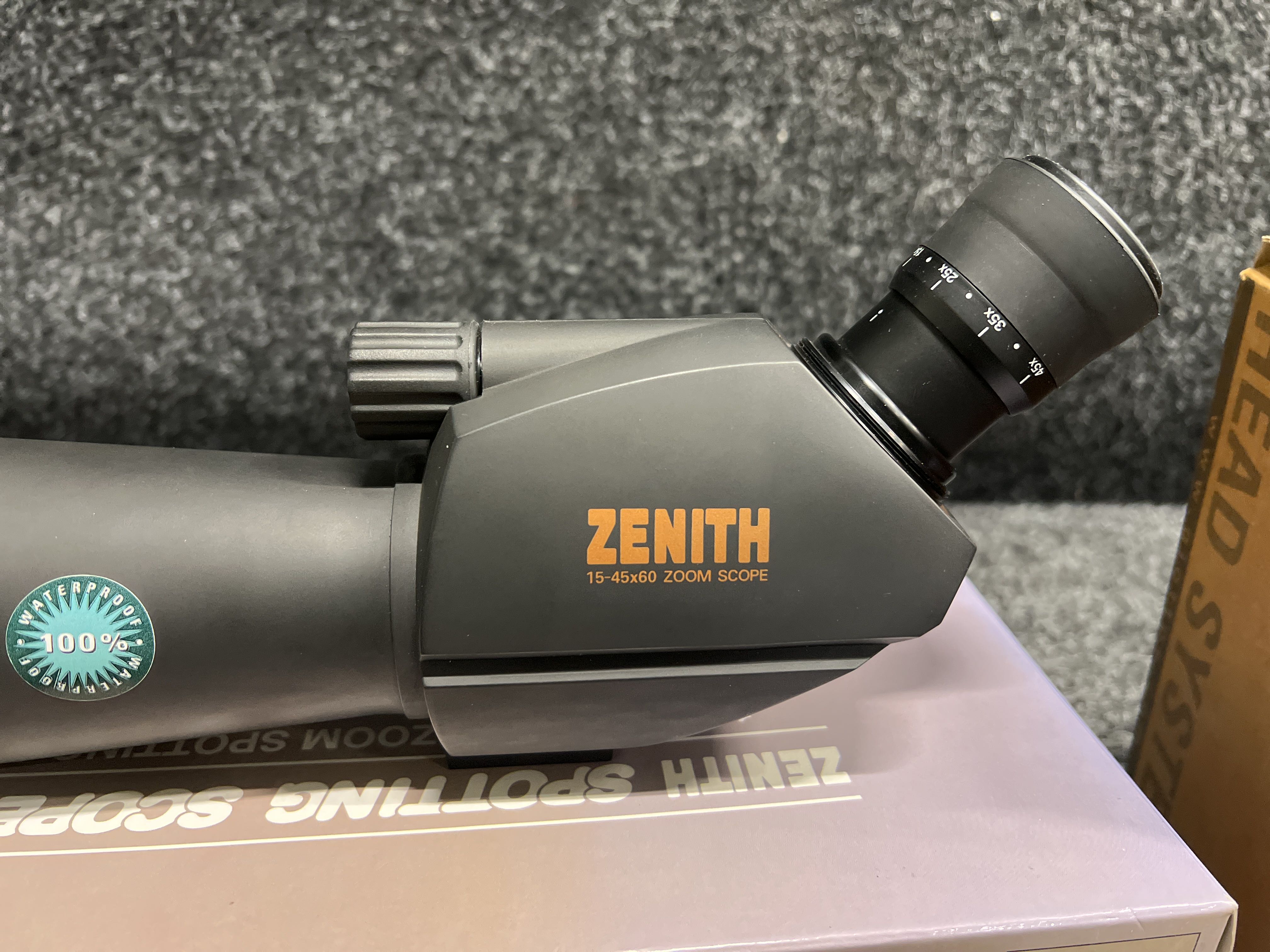 Binoculars Zenith 15-45x60 Zoom - PS Auction - We value the future