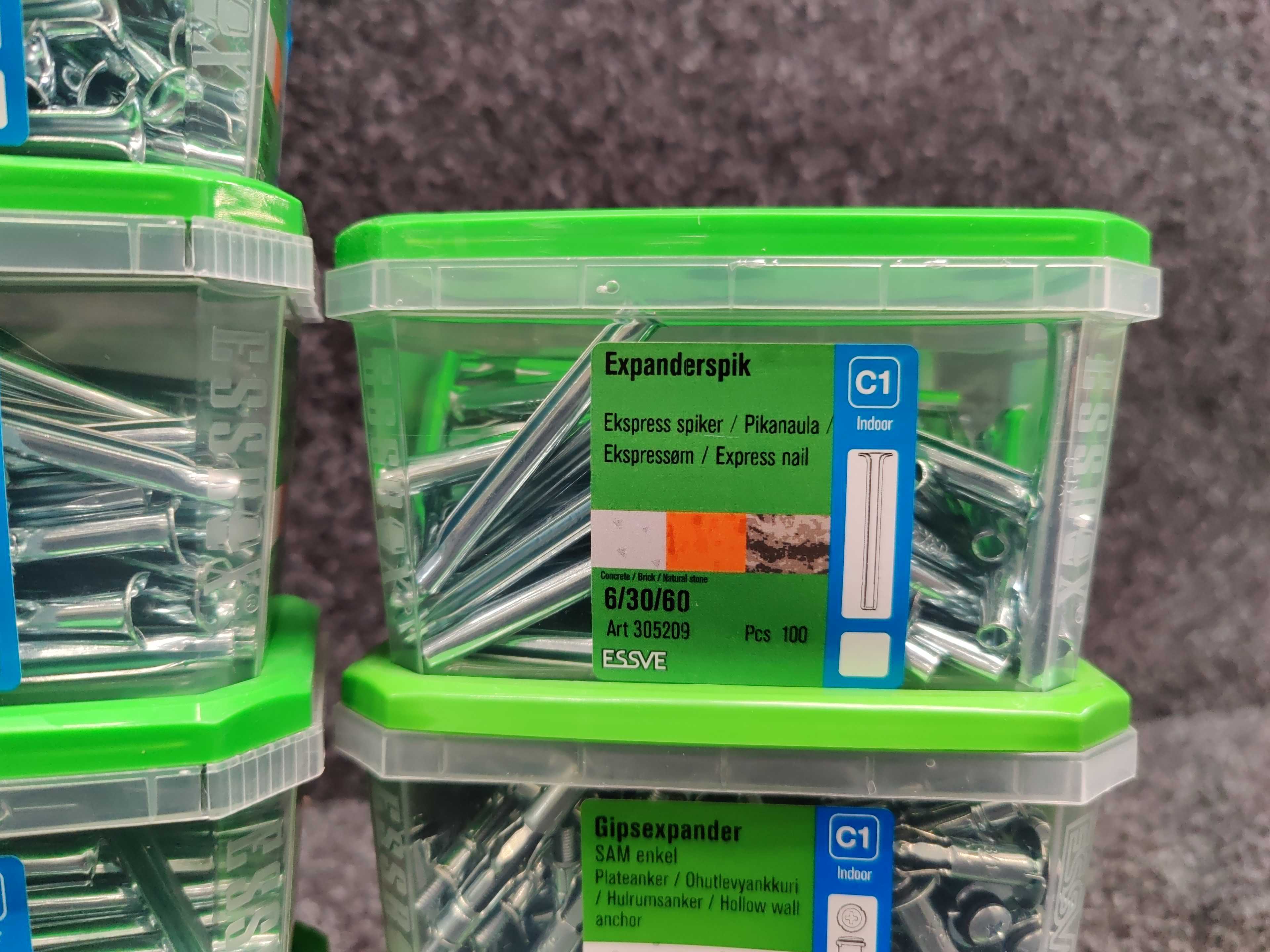10 pcs Packs Expander nails & plaster expanders, Essve - PS Auction ...