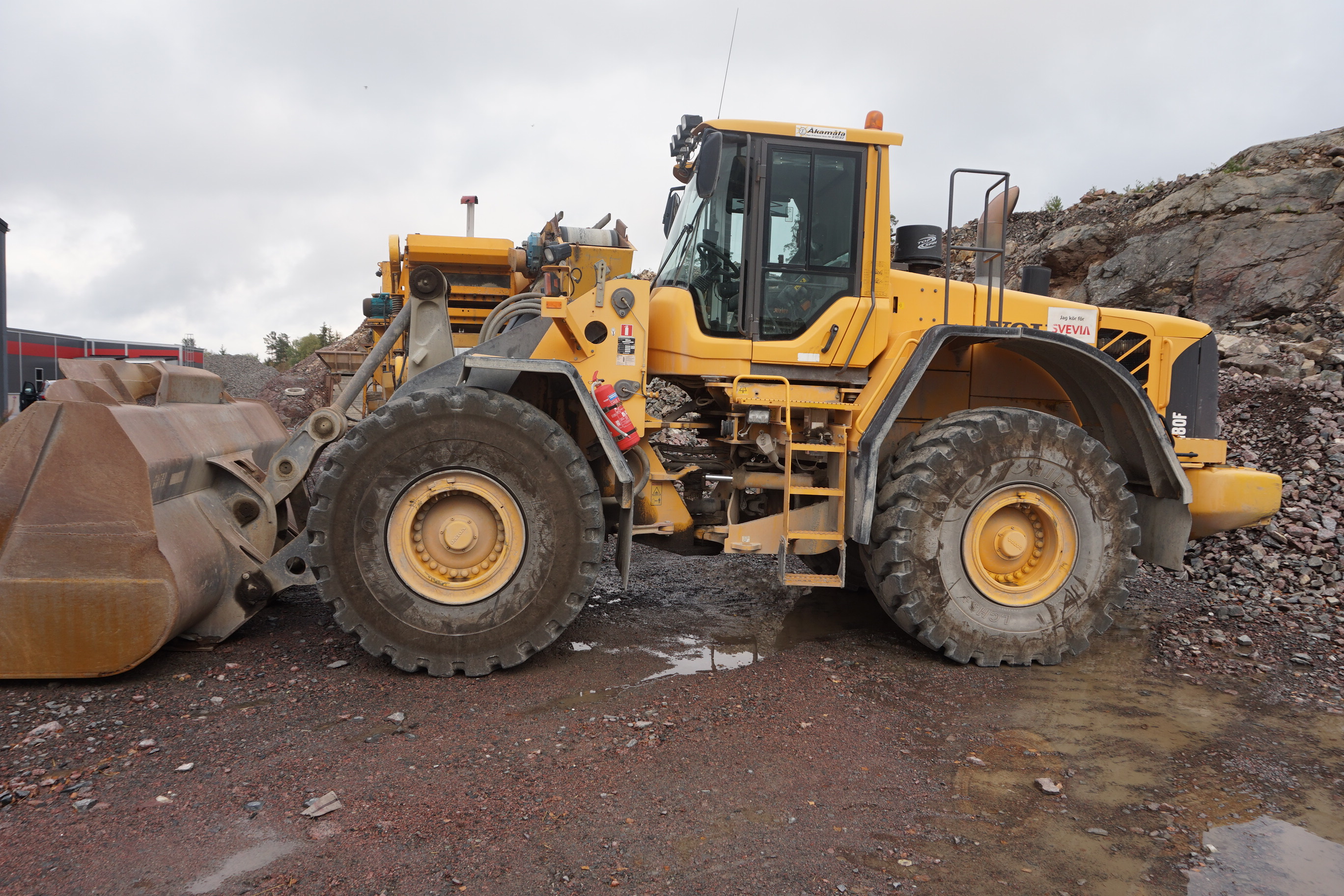 Wheel loader / Volvo L180 F - 09 - PS Auction - We value the