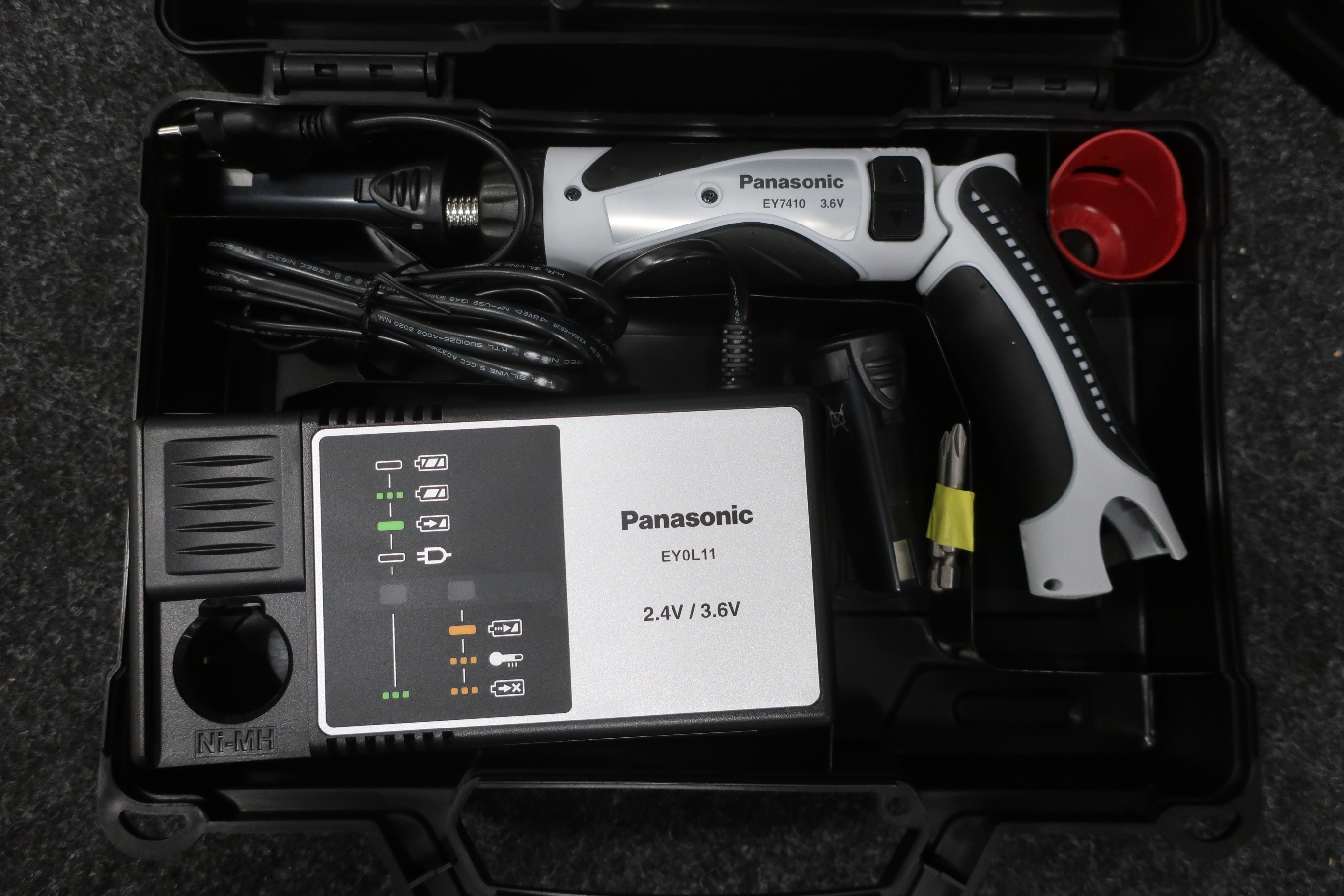 Screwdriver Panasonic EY7410 3.6V PS Auction We value the future