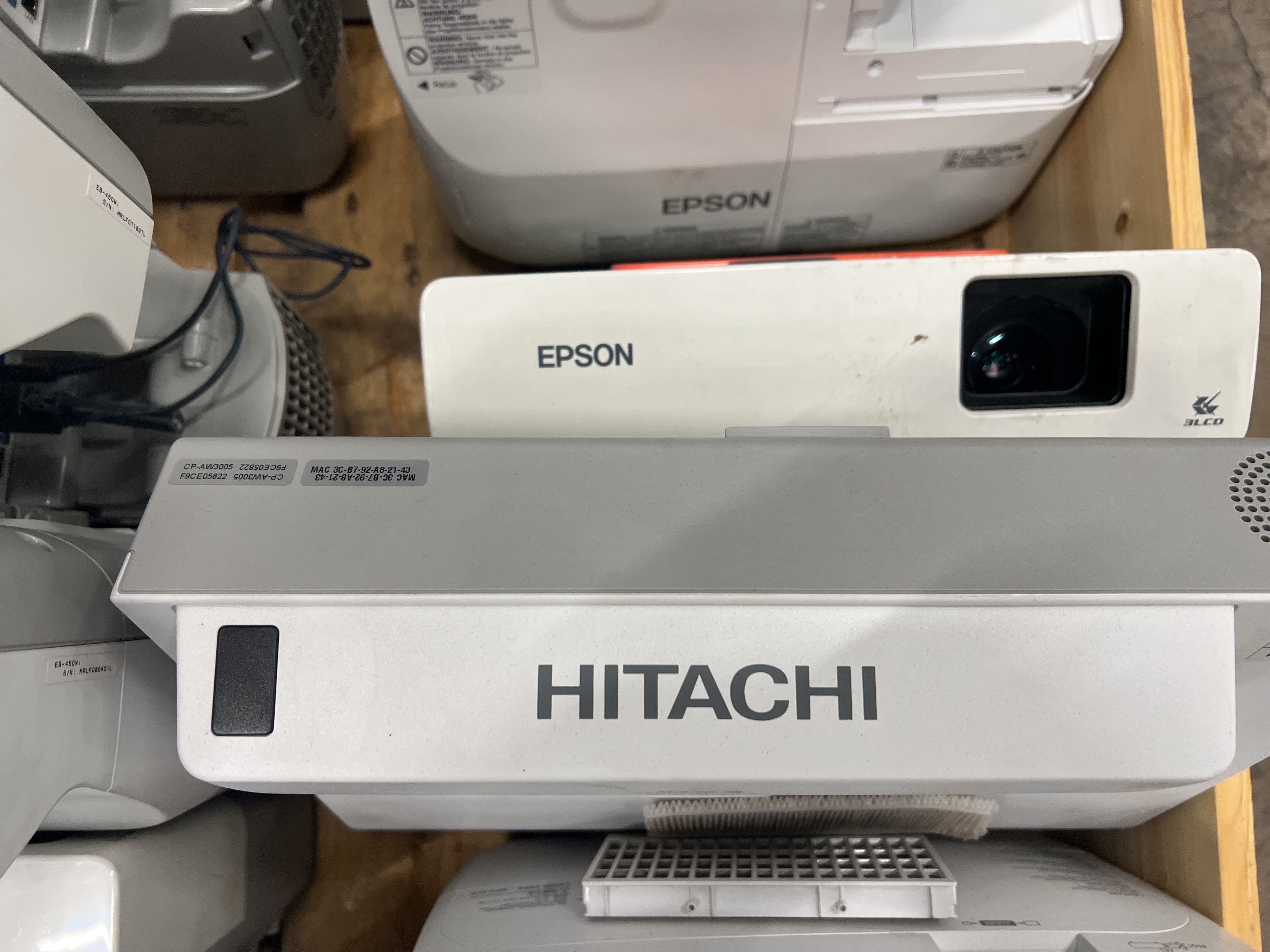 Lot of defective projectors - PS Auction - We value the future ...