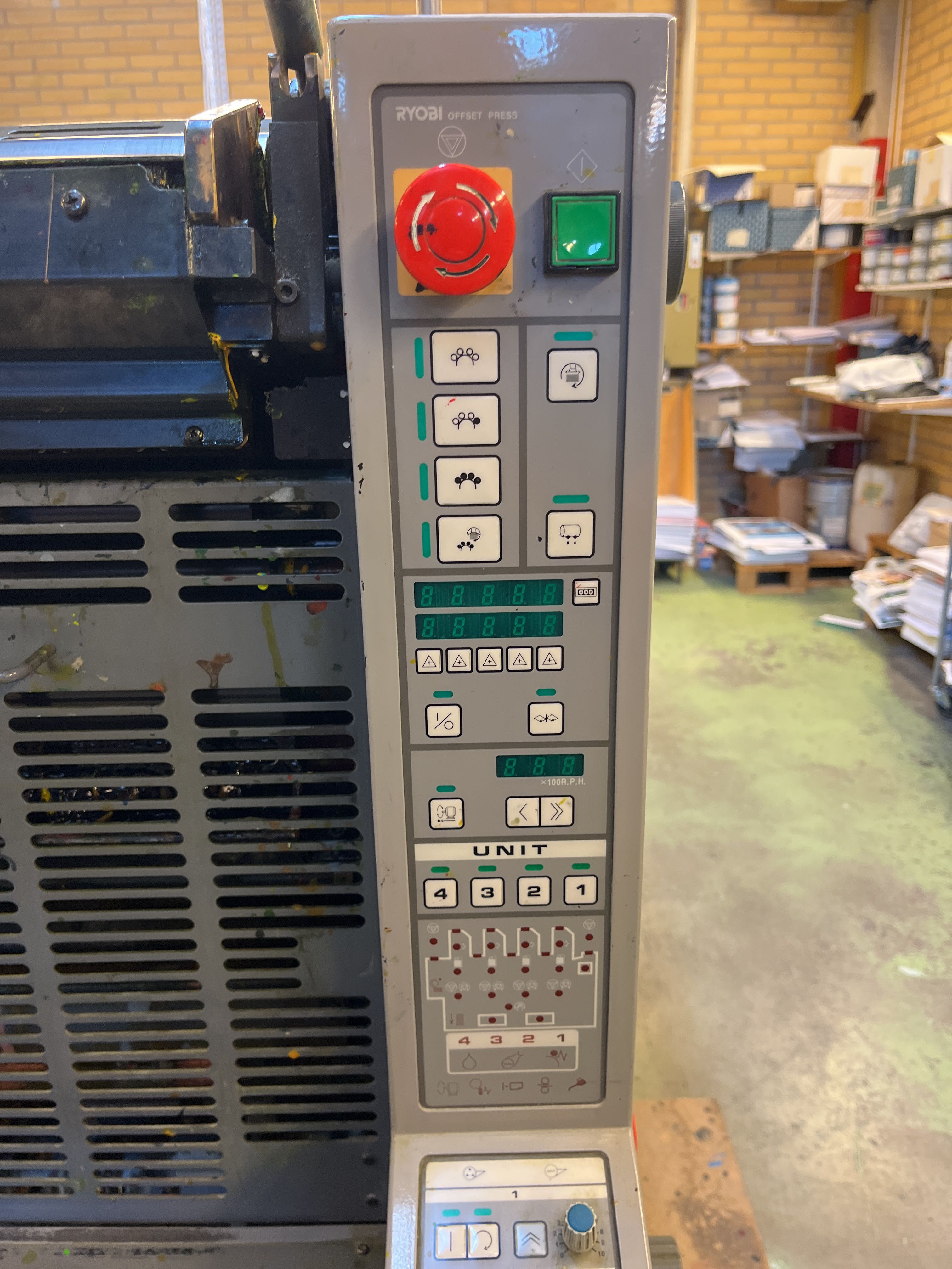 Four-color printing Eskofot DPX and press machine Ryobi