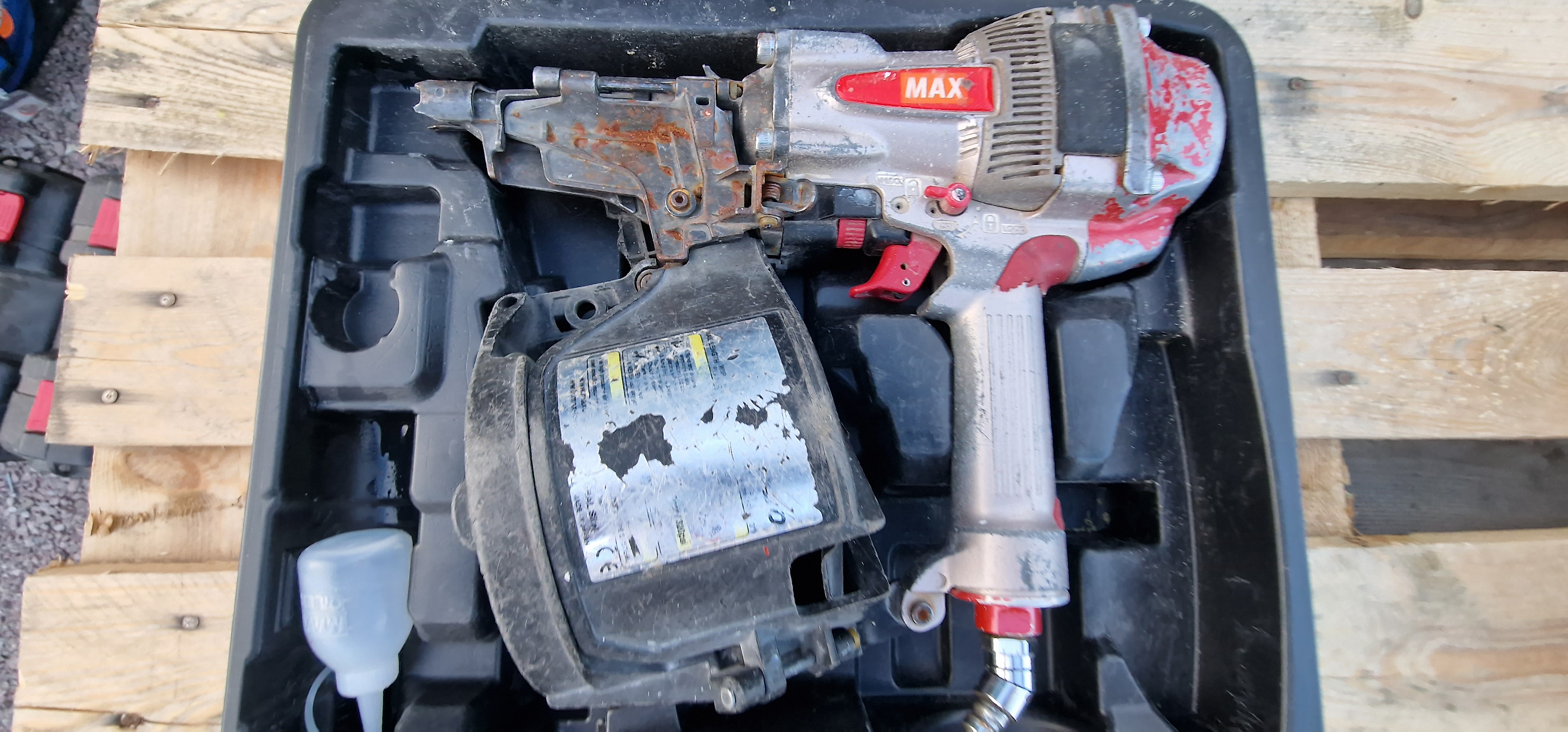 Nail gun Max PS Auction We value the future Largest in net auctions