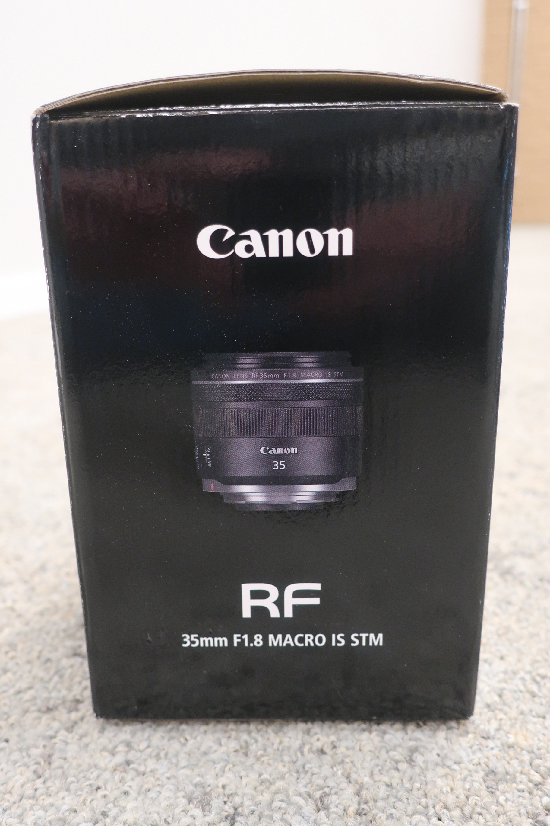 Canon RF 35mm F1.8 MACRO IS STM【保証有】 Amazon.com: Canon RF 35mm f/1.8 is Macro STM Lens (Renewed
