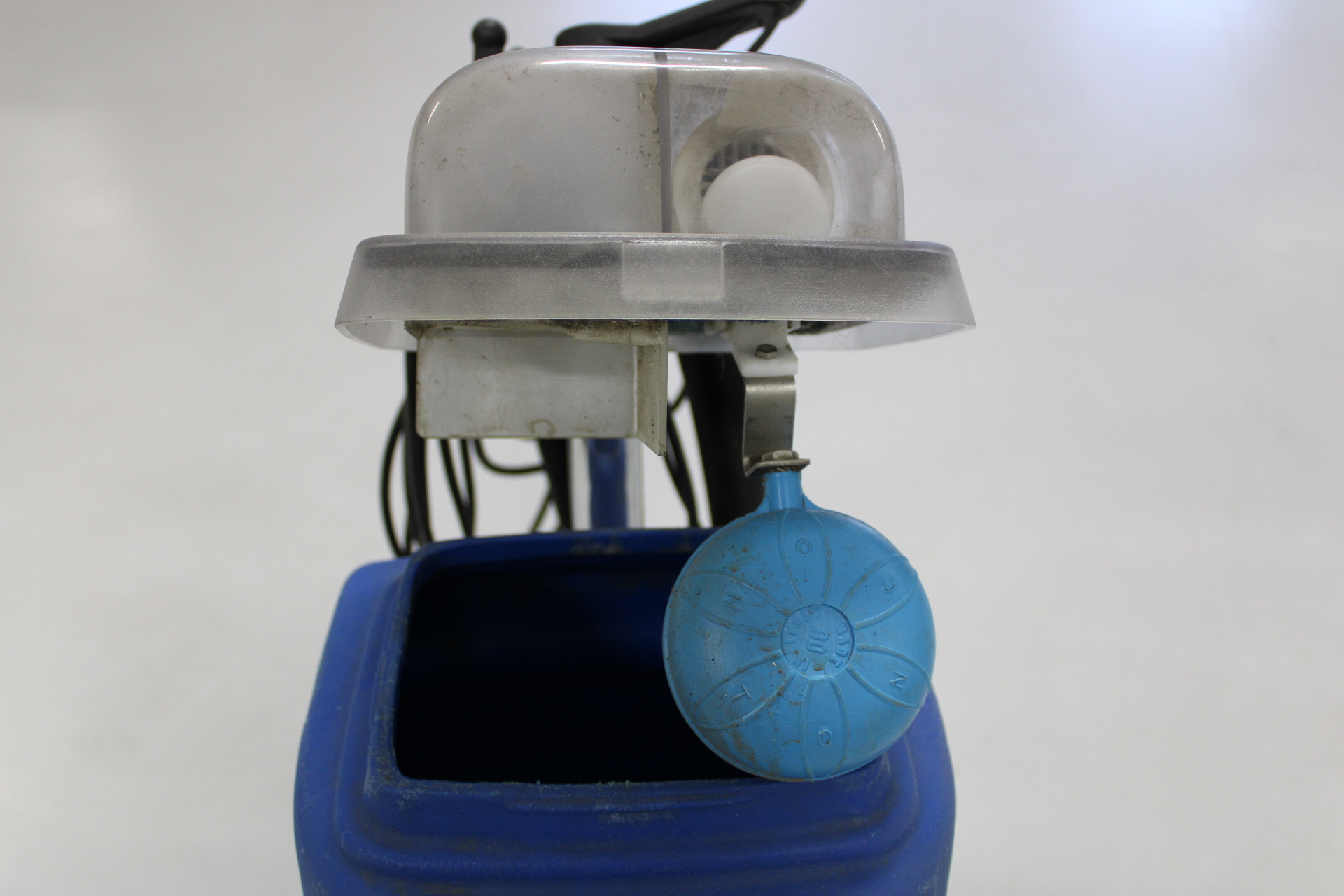 Santoemma Sharon Brush Carpet Wash PS Auction We value the future