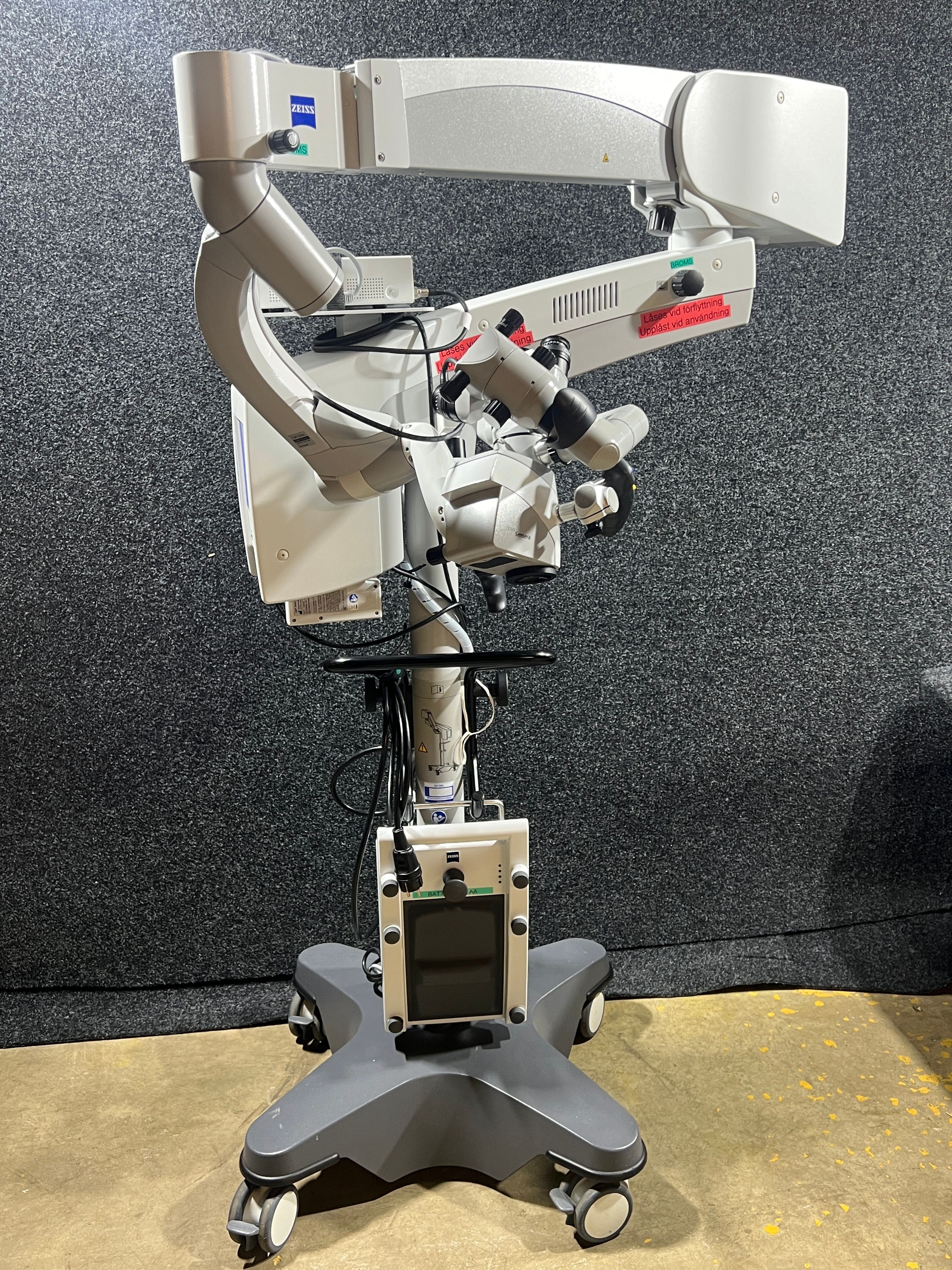 ZEISS PULICIA P300 まとめ売り Operating microscope with accessories - Carl Zeiss OPMI