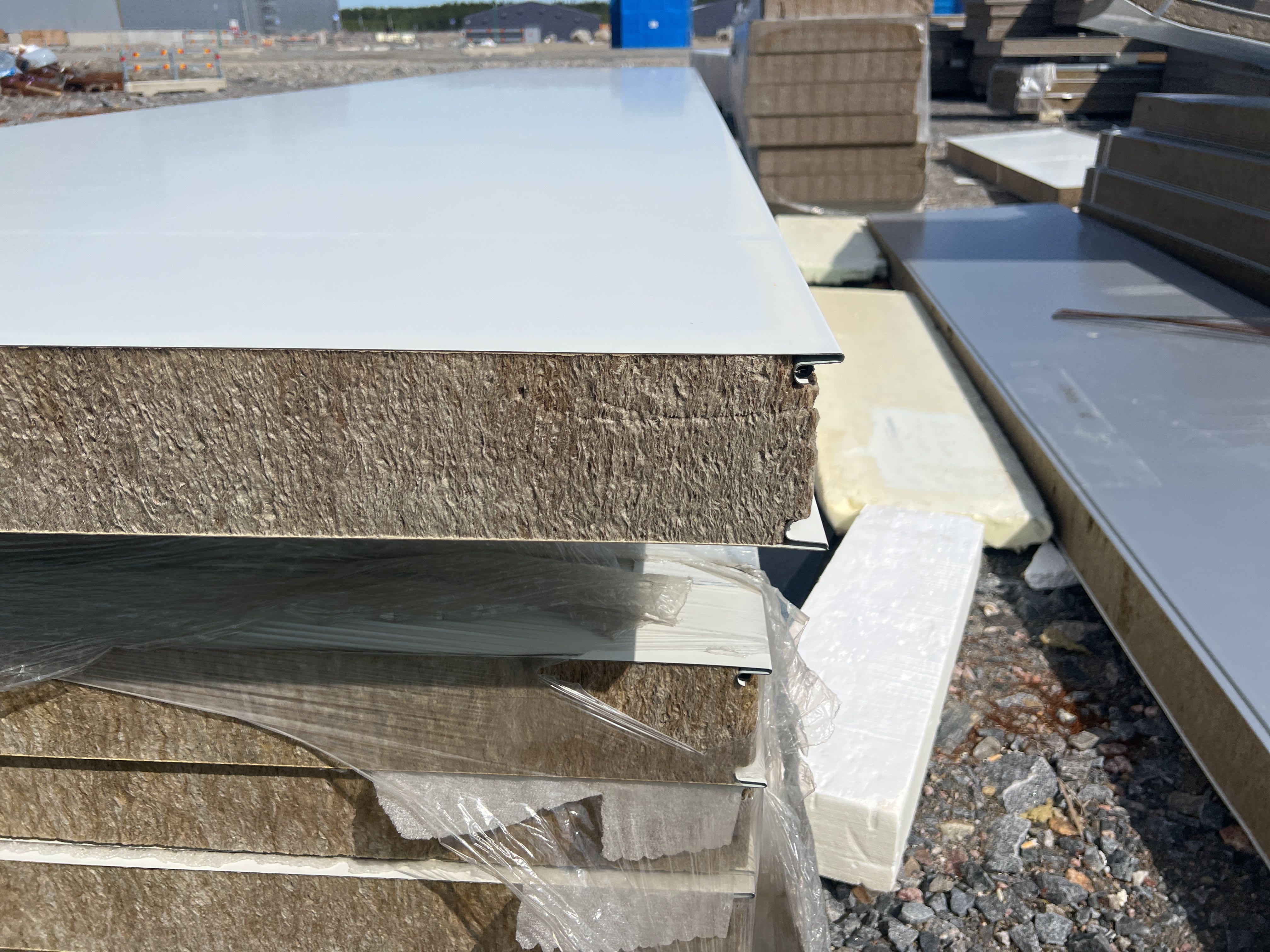 Large batch of wall panels - PS Auction - We value the future - Largest ...