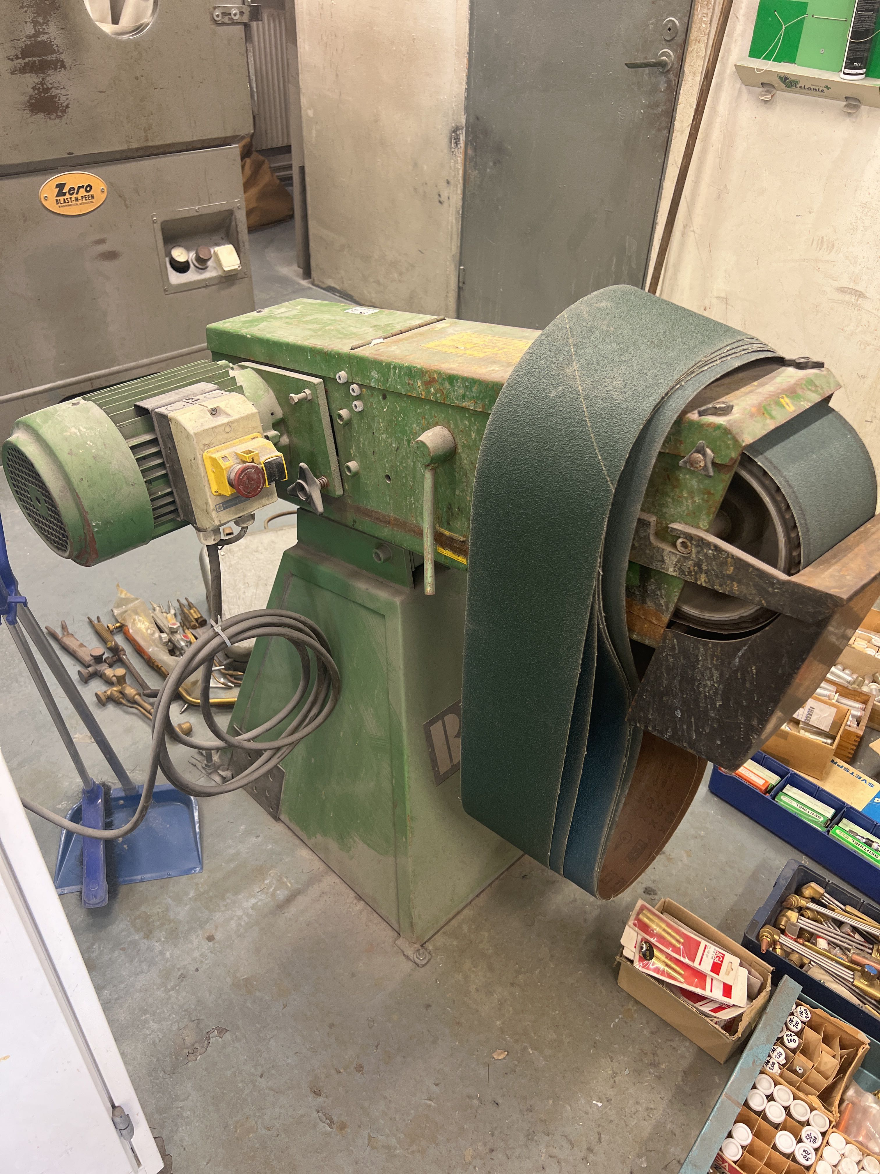 Belt sander MultiTool AS PM 150 PS Auction We value the future