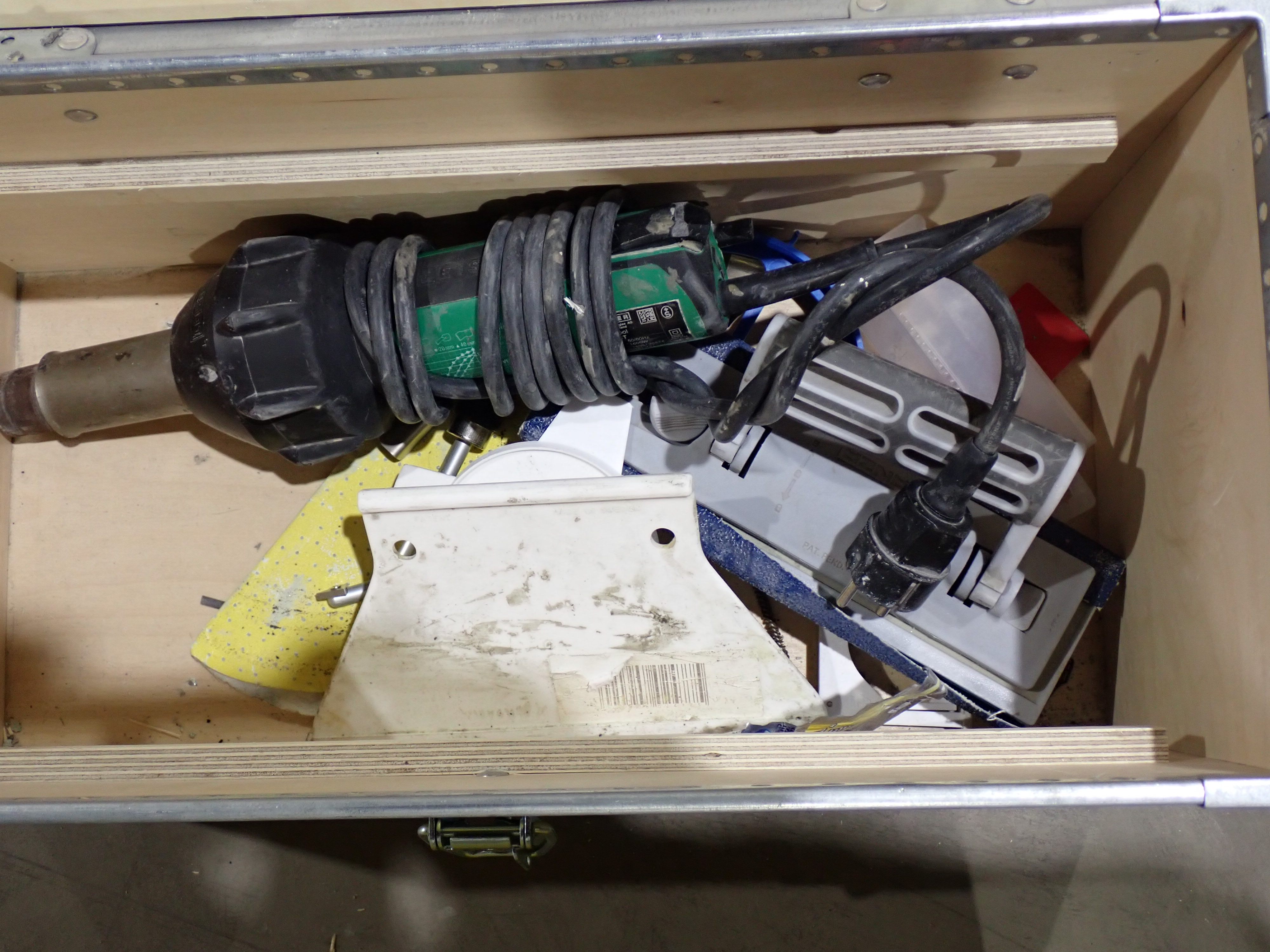 Three welding boxes - PS Auction - We value the future - Largest in net ...
