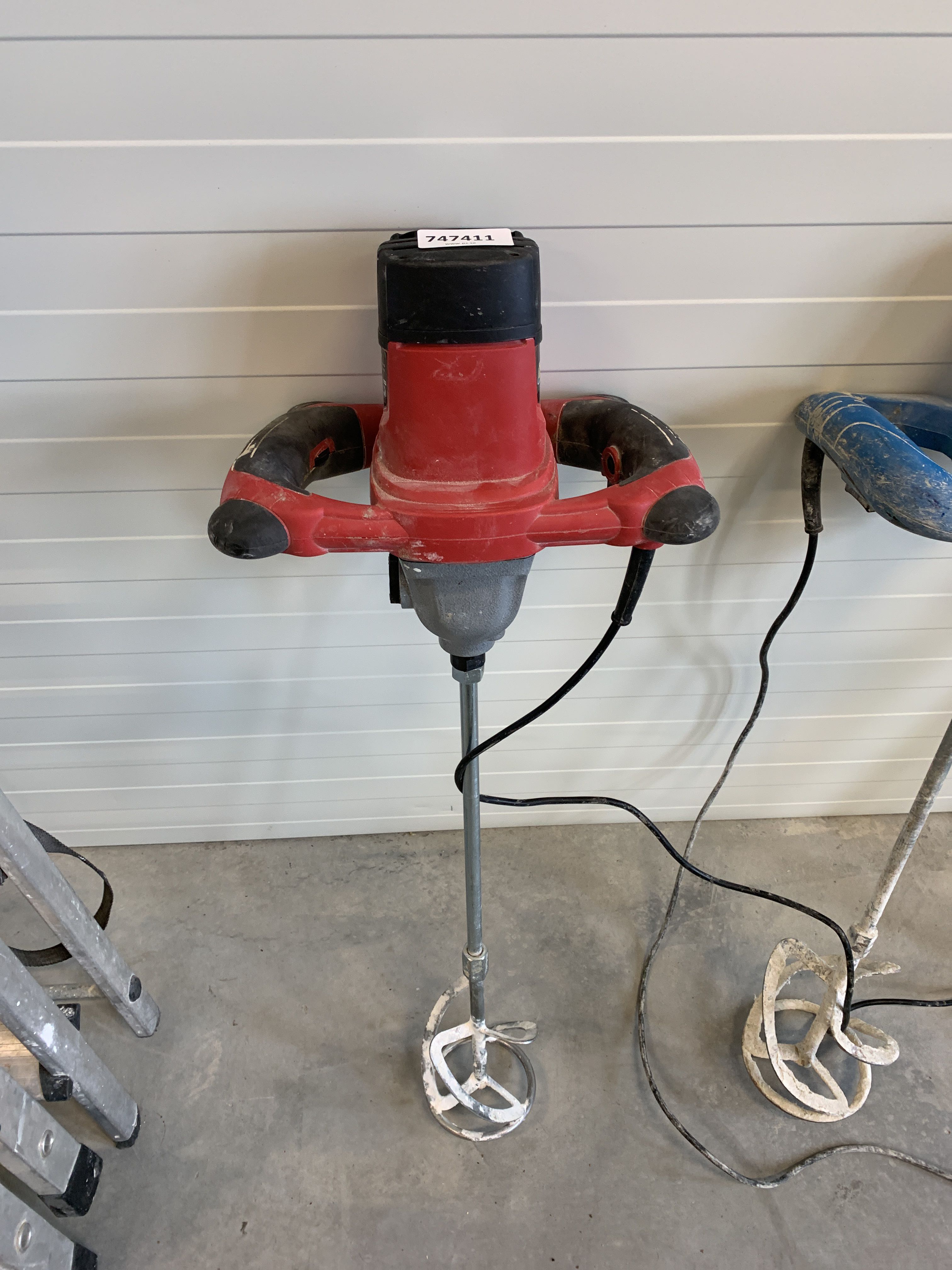 Concrete whisk from Meec Tools PS Auction We value the future Largest in net auctions