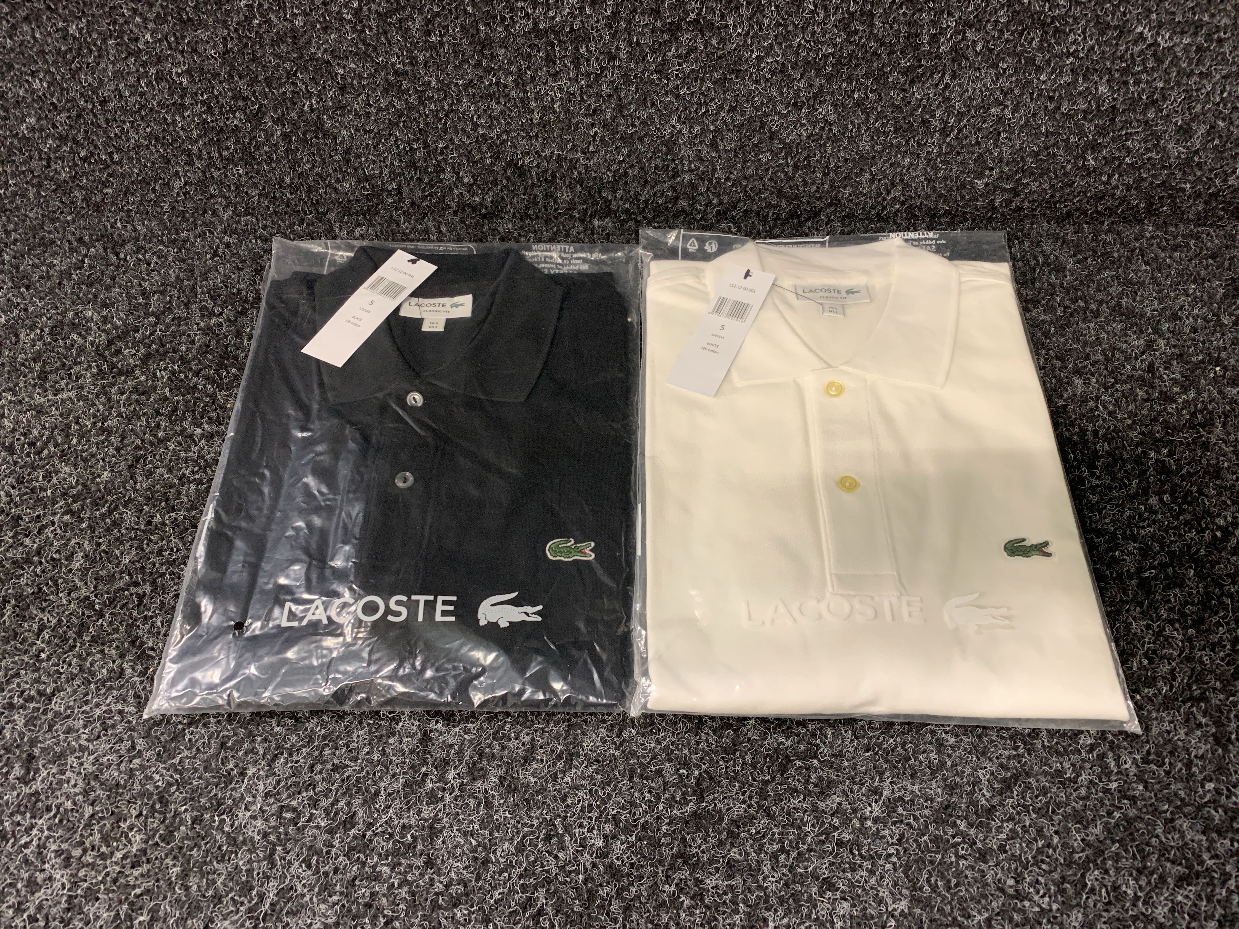 2 polo shirts Lacoste Size L PS Auction We value the future Largest in net auctions