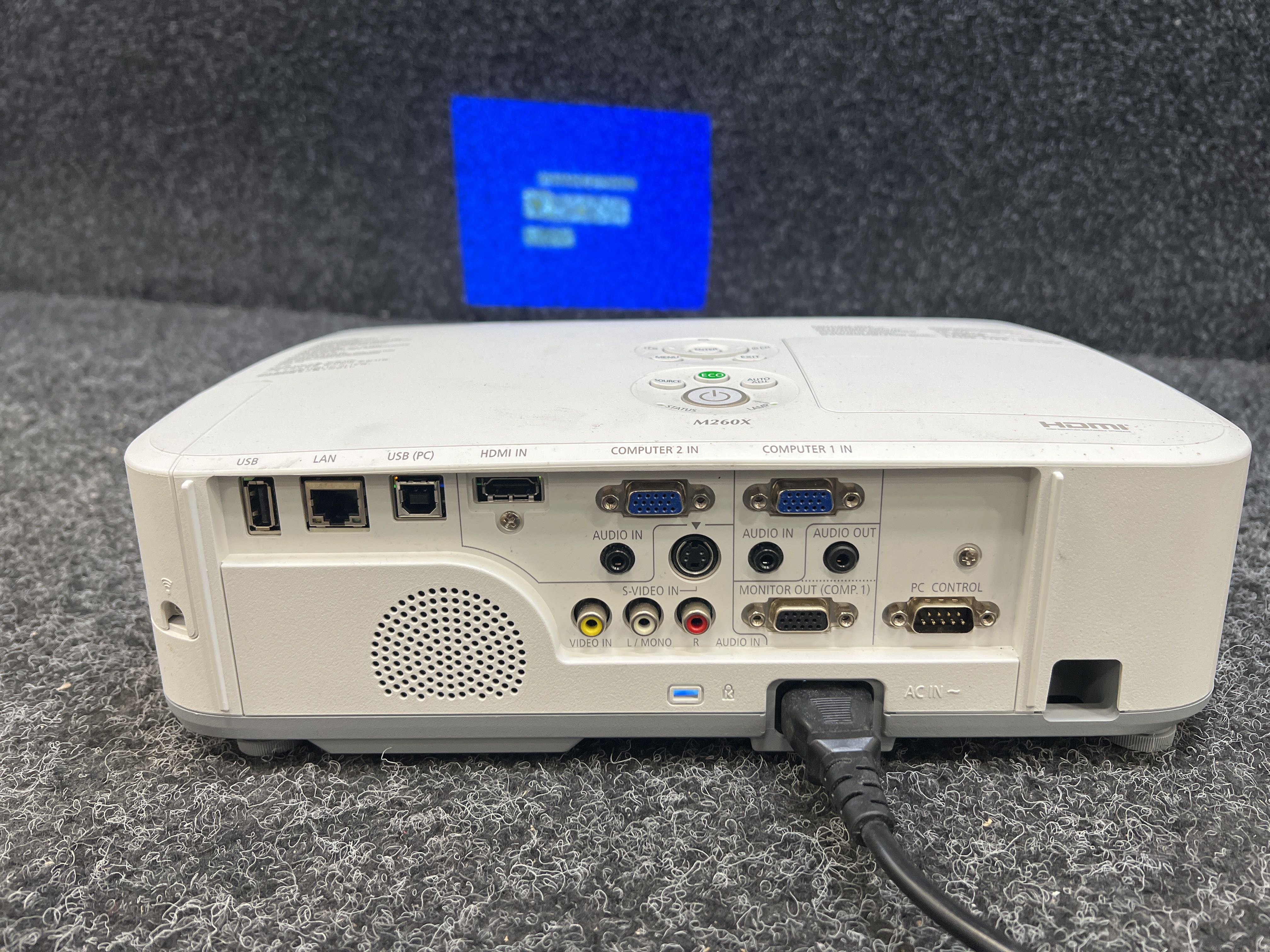 Projector NEC NP-M260X - PS Auction - We value the future