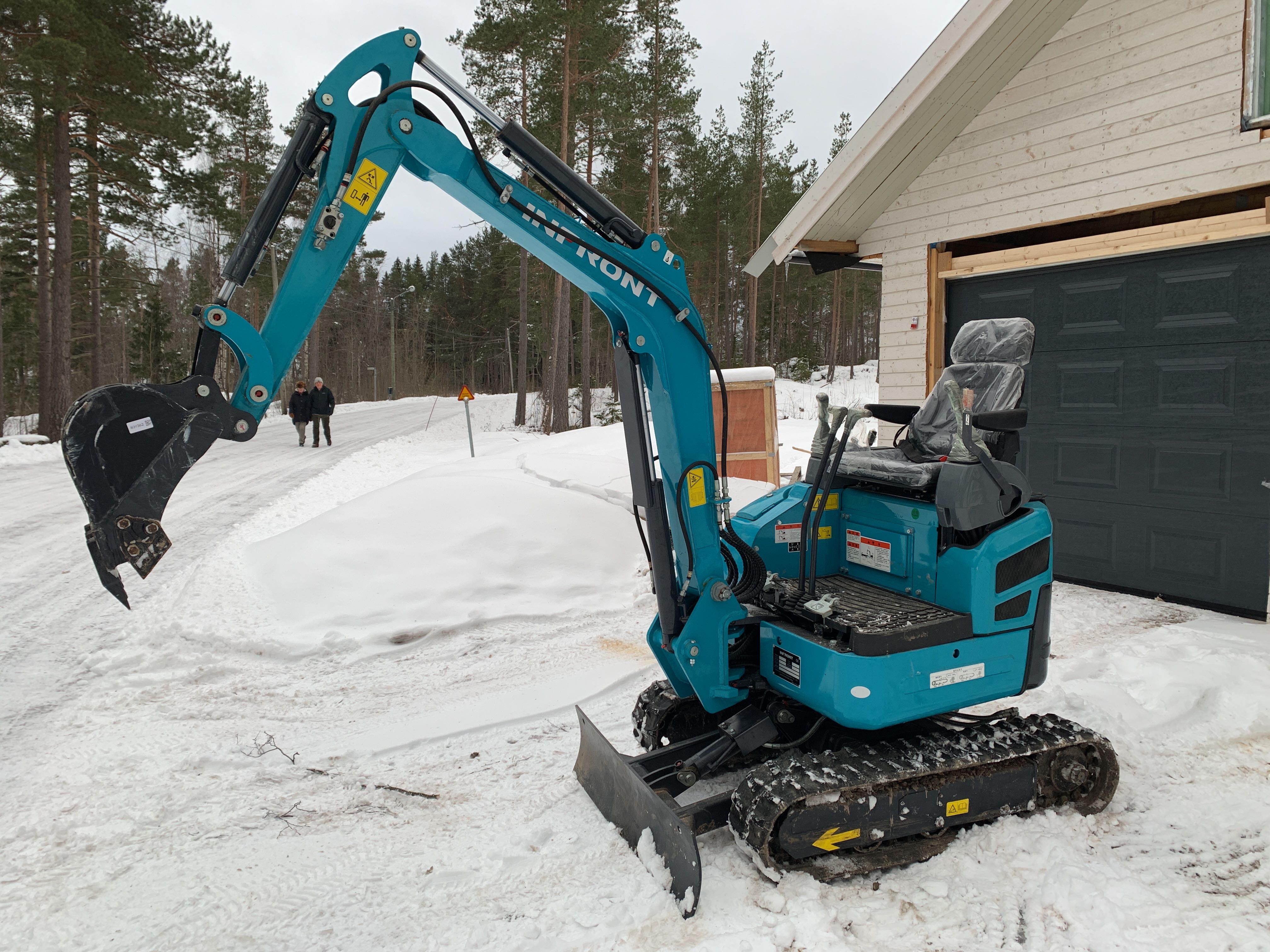 Crawler excavator mini excavator Infront YFE18 - PS Auction