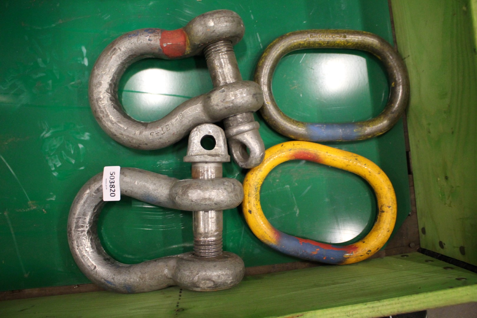 2 chackels and 2 st lift loops - PS Auction - We value the