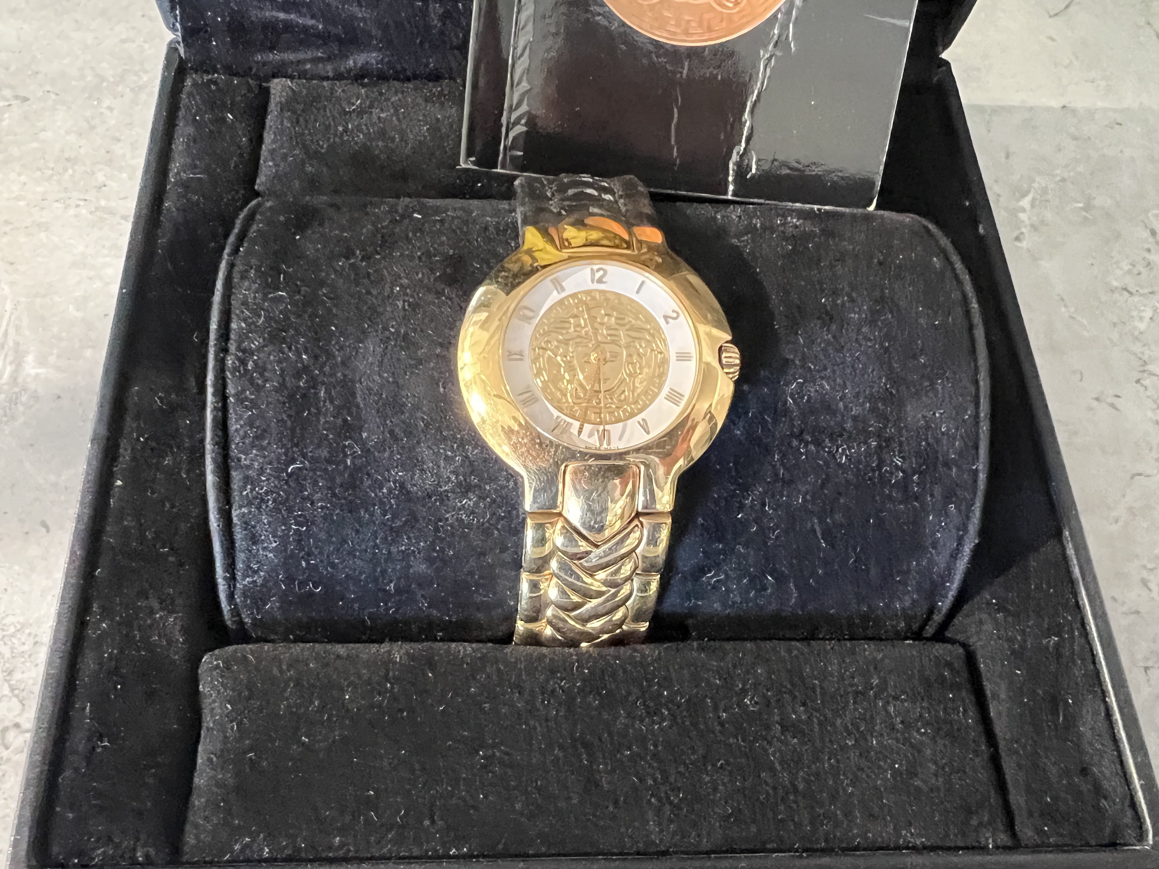 GIANNI VERSACE ゴールドメダリオン時計【不動】 Watch / wristwatch Gianni Versace Medusa Limited edition #013/500