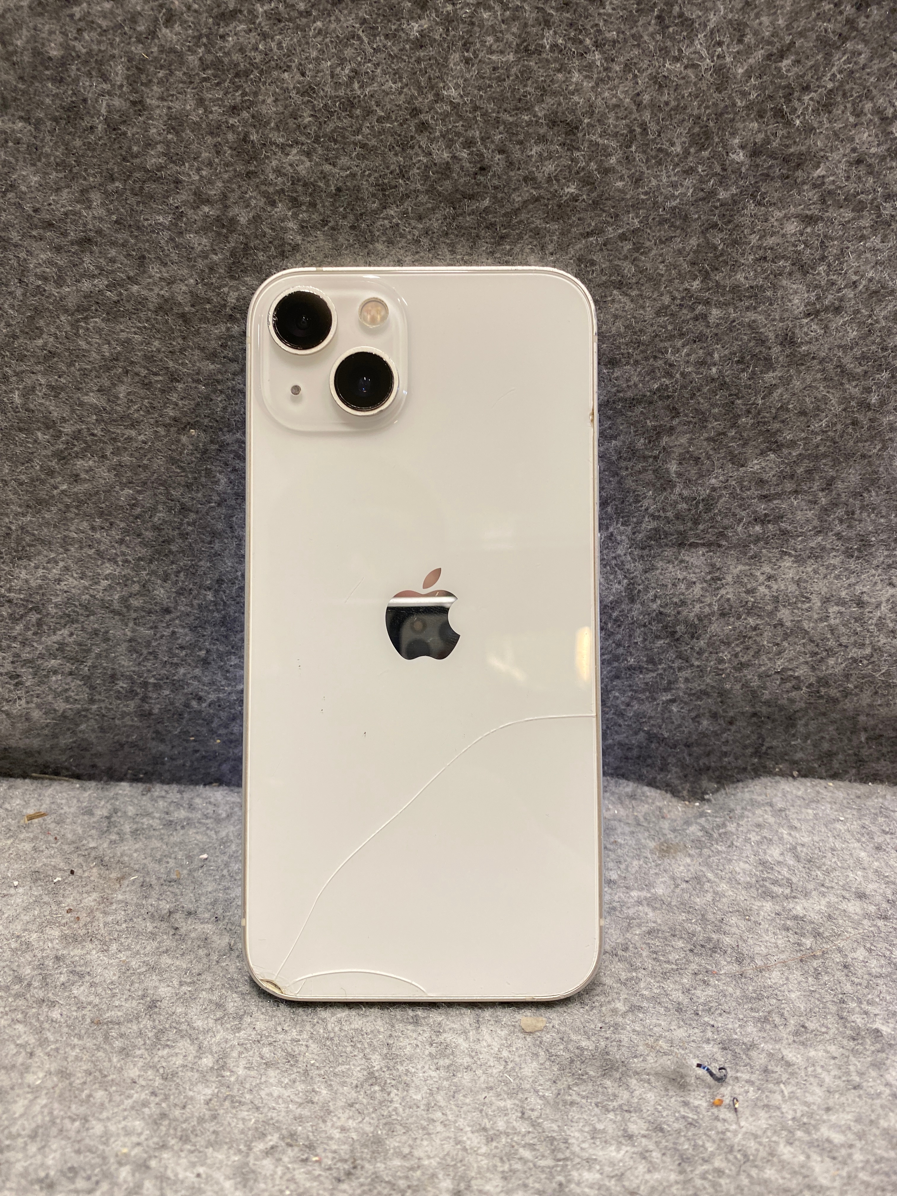 iPhone 13 - PS Auction - We value the future - Largest in net auctions