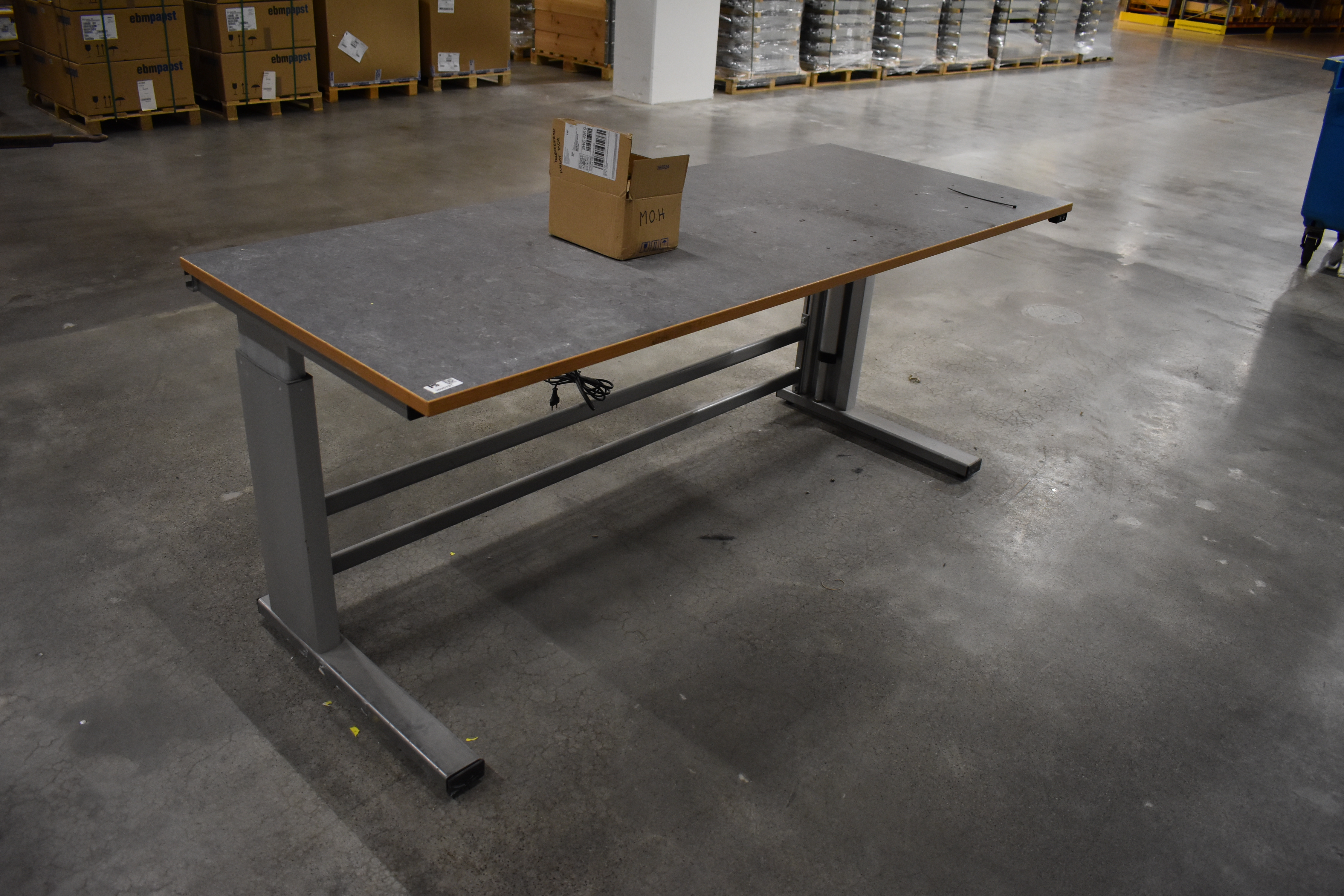 Ps2 Work Table Work table - PS Auction - We value the future - Largest in net auctions