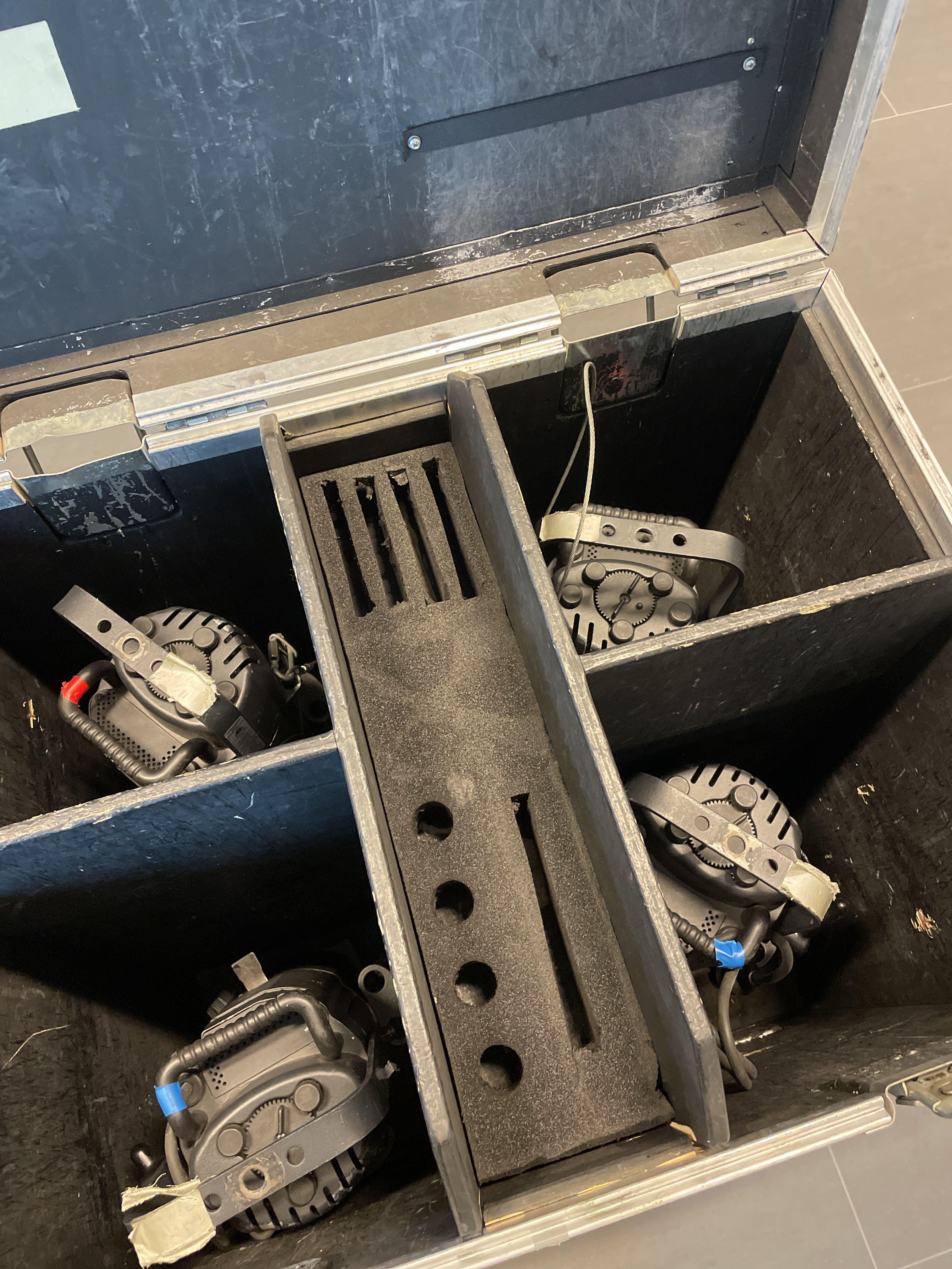 Acclaim Axial Fresnel, 4 pieces in transport box - PS Auction - We ...