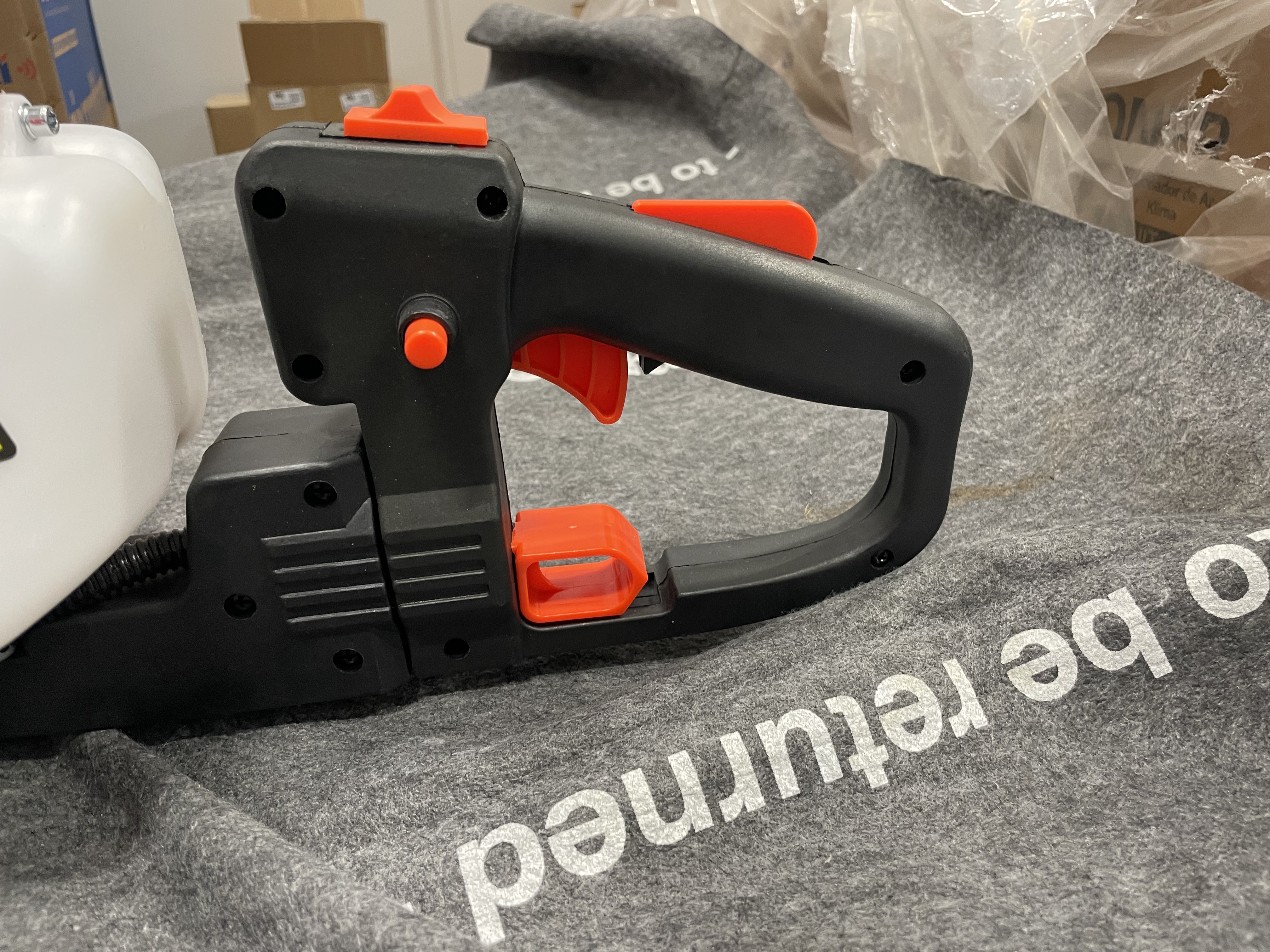 Hedge trimmer petrol-powered 25.4 cc HT230 - PS Auction - We value