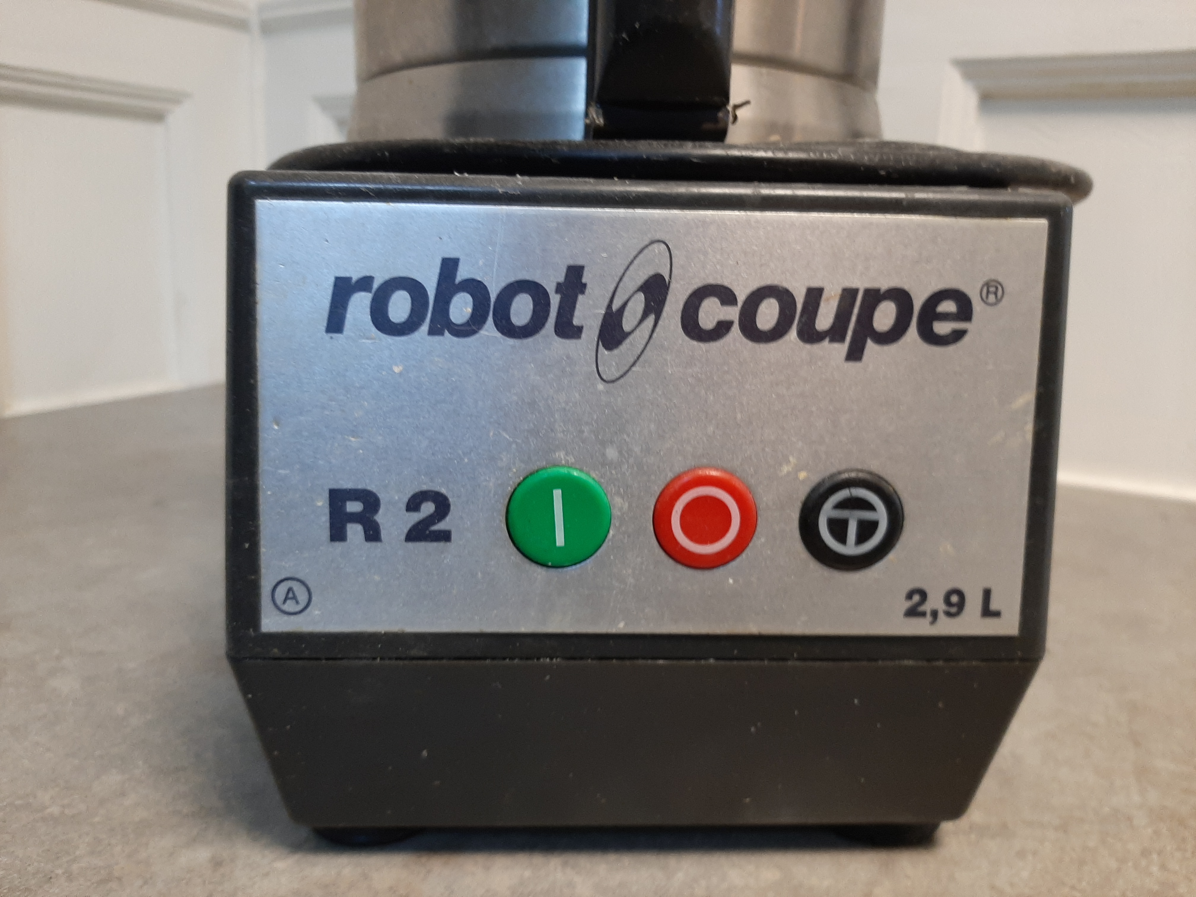 Snabbhack - Robot Coupe R2 - PS Auction - We value the