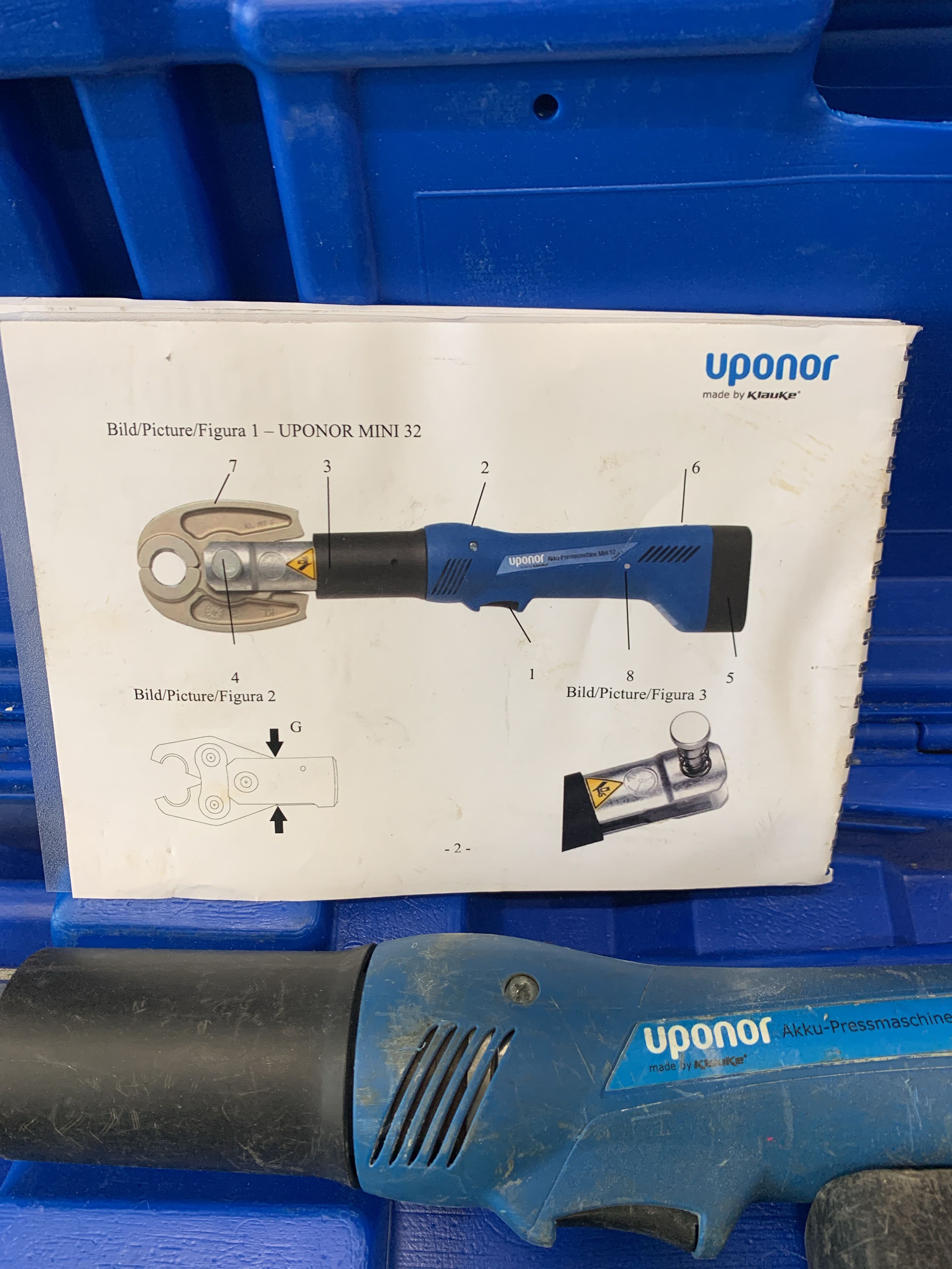 Sertisseuse  Uponor Mini 2 - BTP - Chantier gros-oeuvre