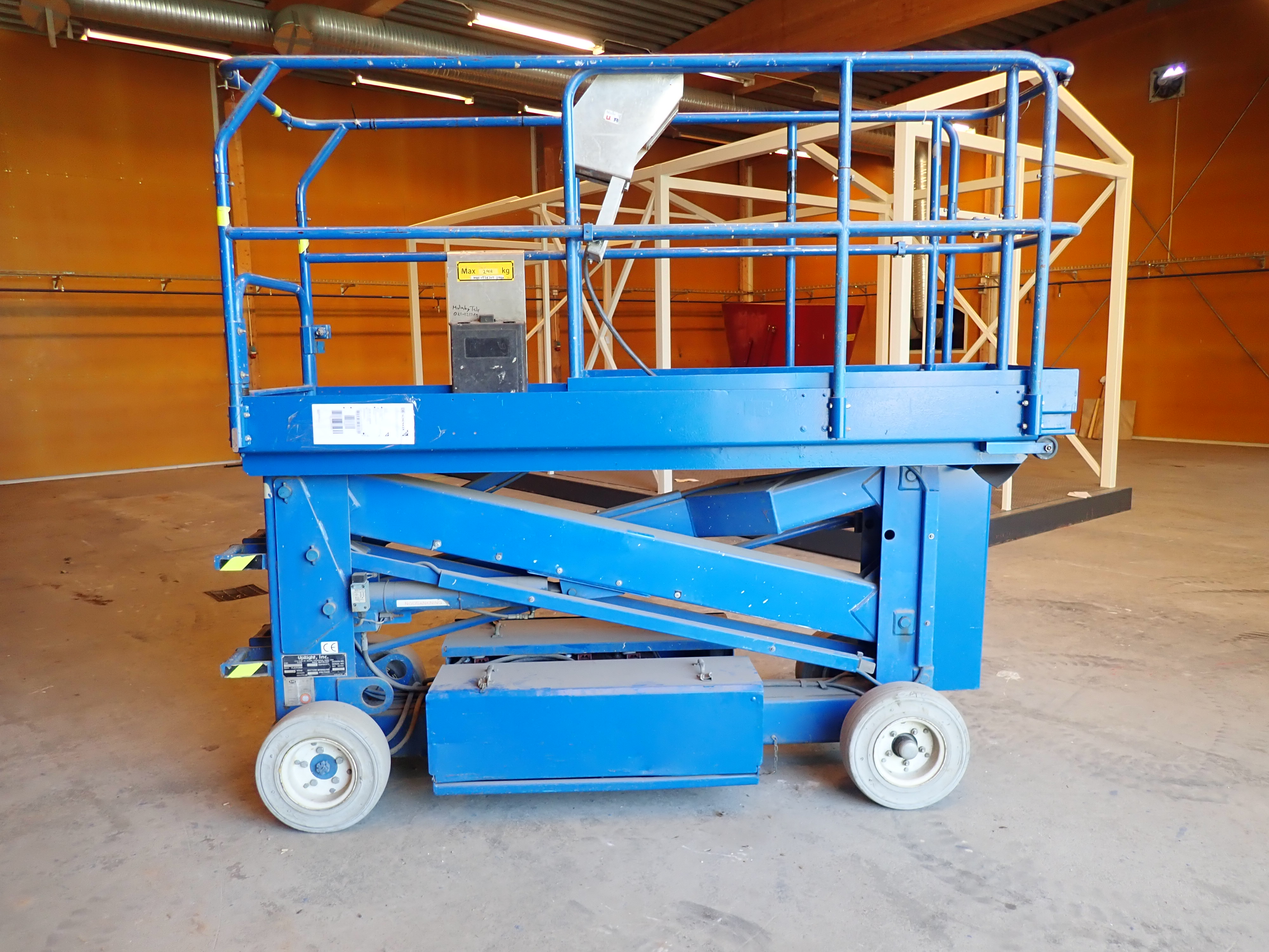 Scissor lift Upright SL20 PS Auction We value the future Largest