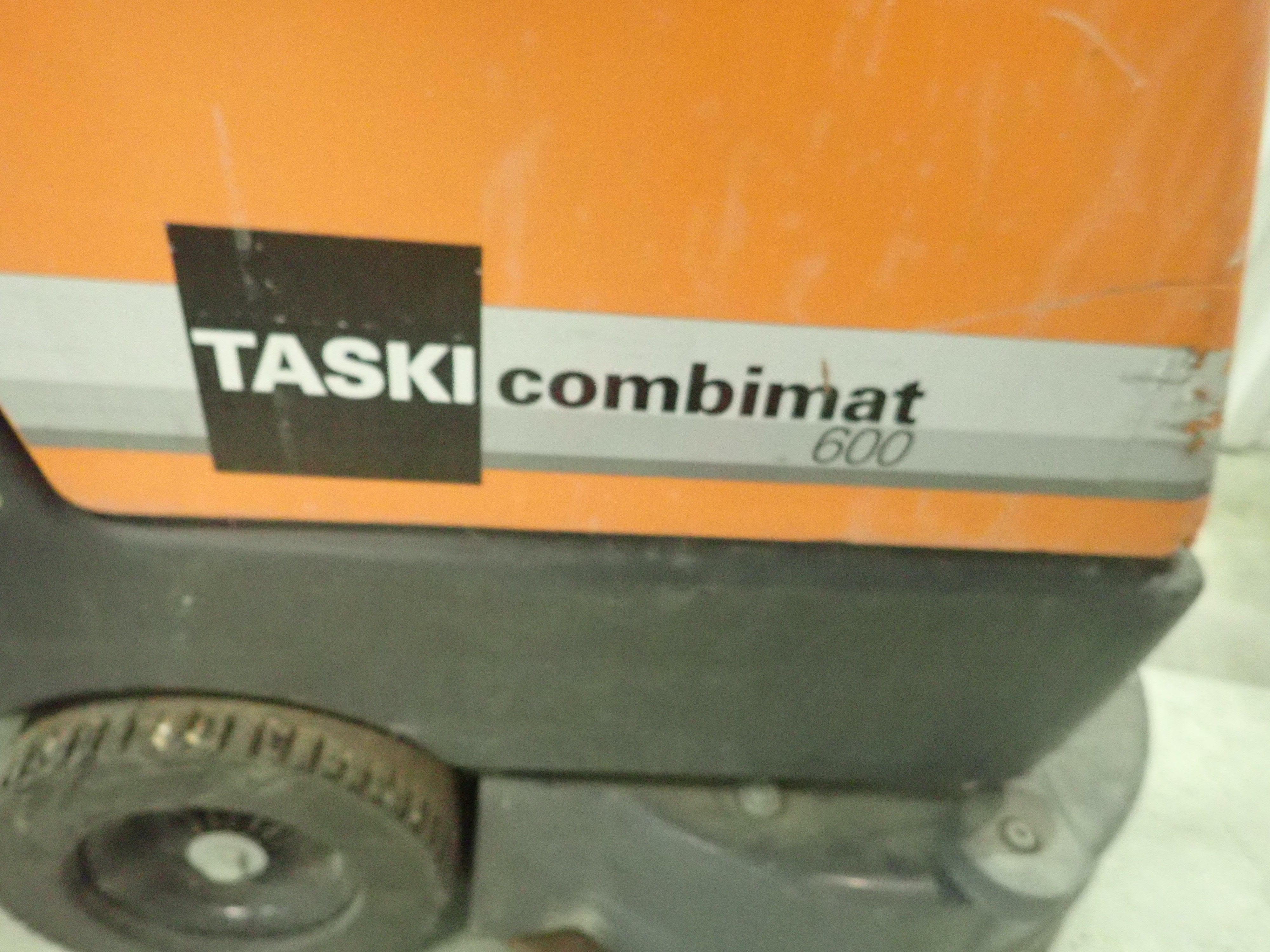 Taski combimat 600 manual typewriter Taski combimat 600 manual typewriter
