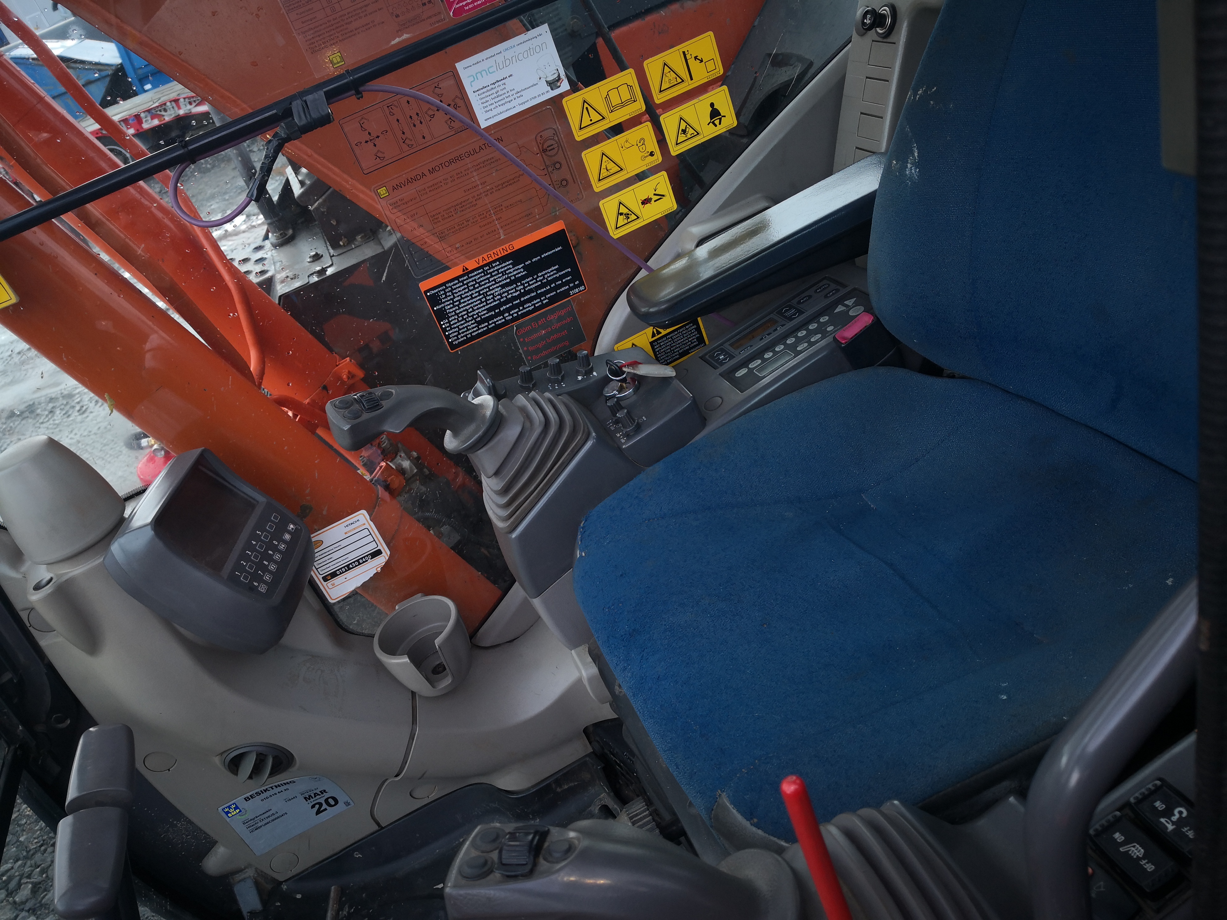 Track excavator Hitachi ZX135US-3 -11 rototilt (5500h) - PS