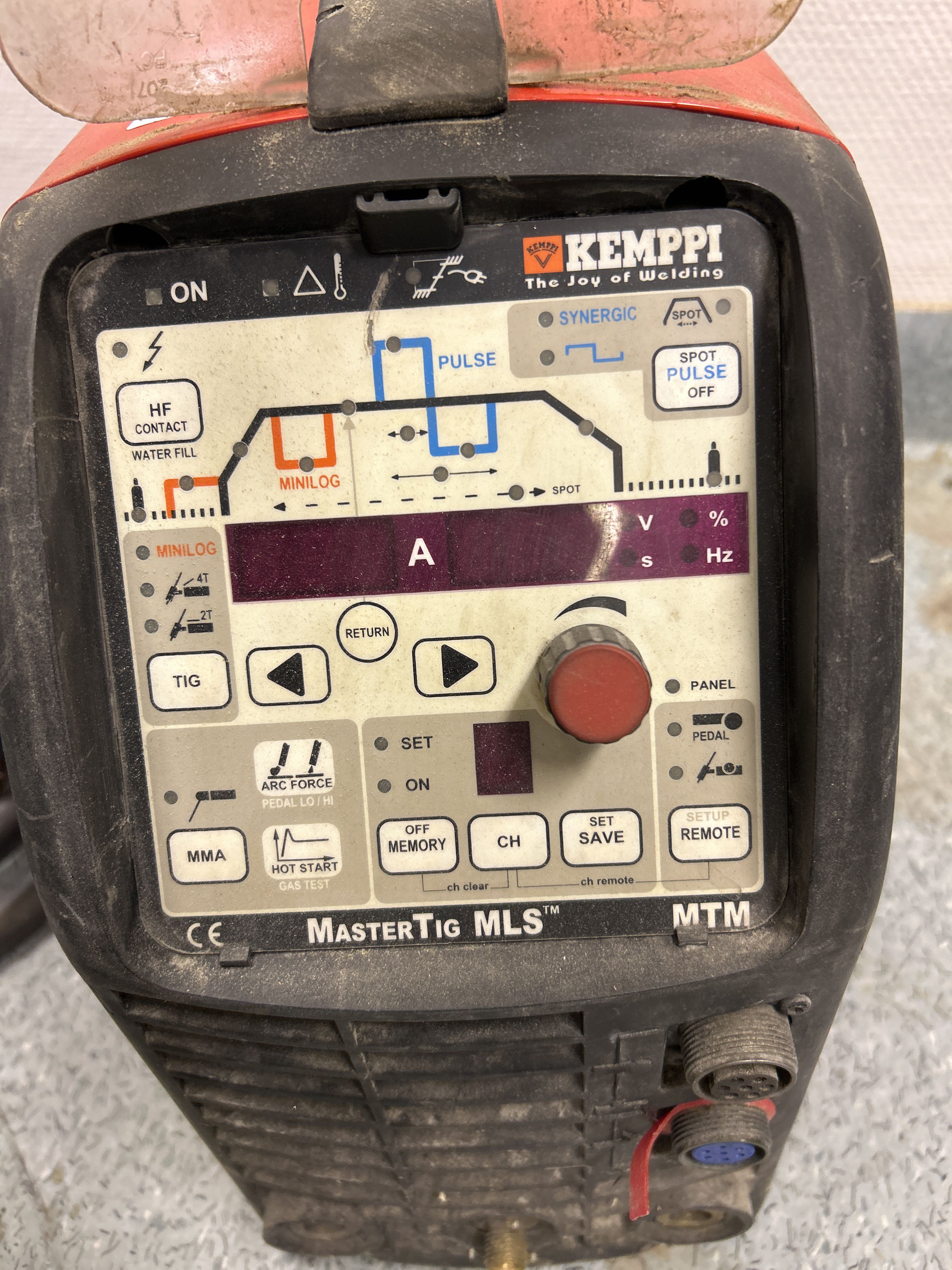 TIG welder Kemppi MasterTIG MLS 2000 - PS Auction - We value the