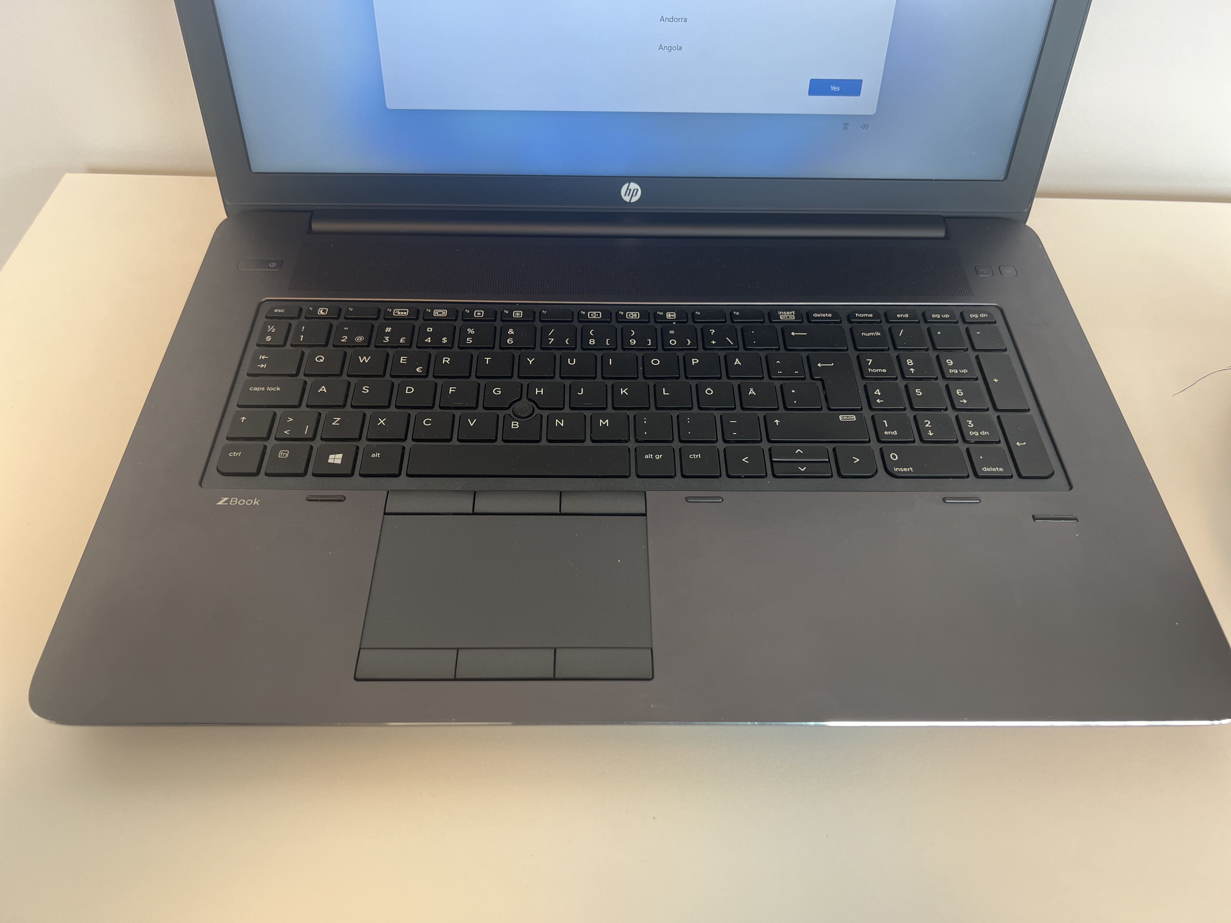 Laptop HP ZBook 17 G3 - 32GB / XEON - PS Auction - We value the