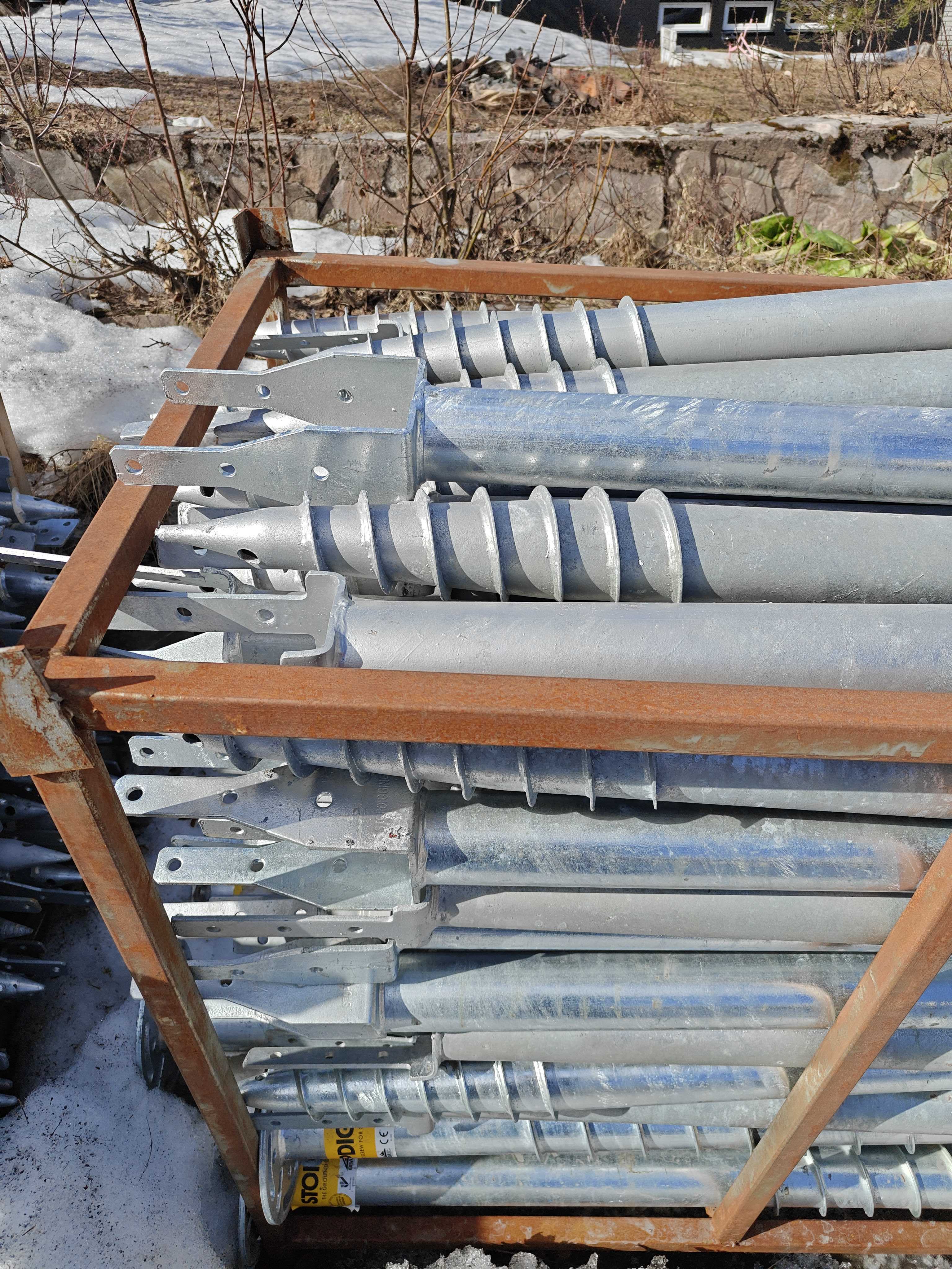 Lot with ground screw - PS Auction - We value the future - Largest in ...