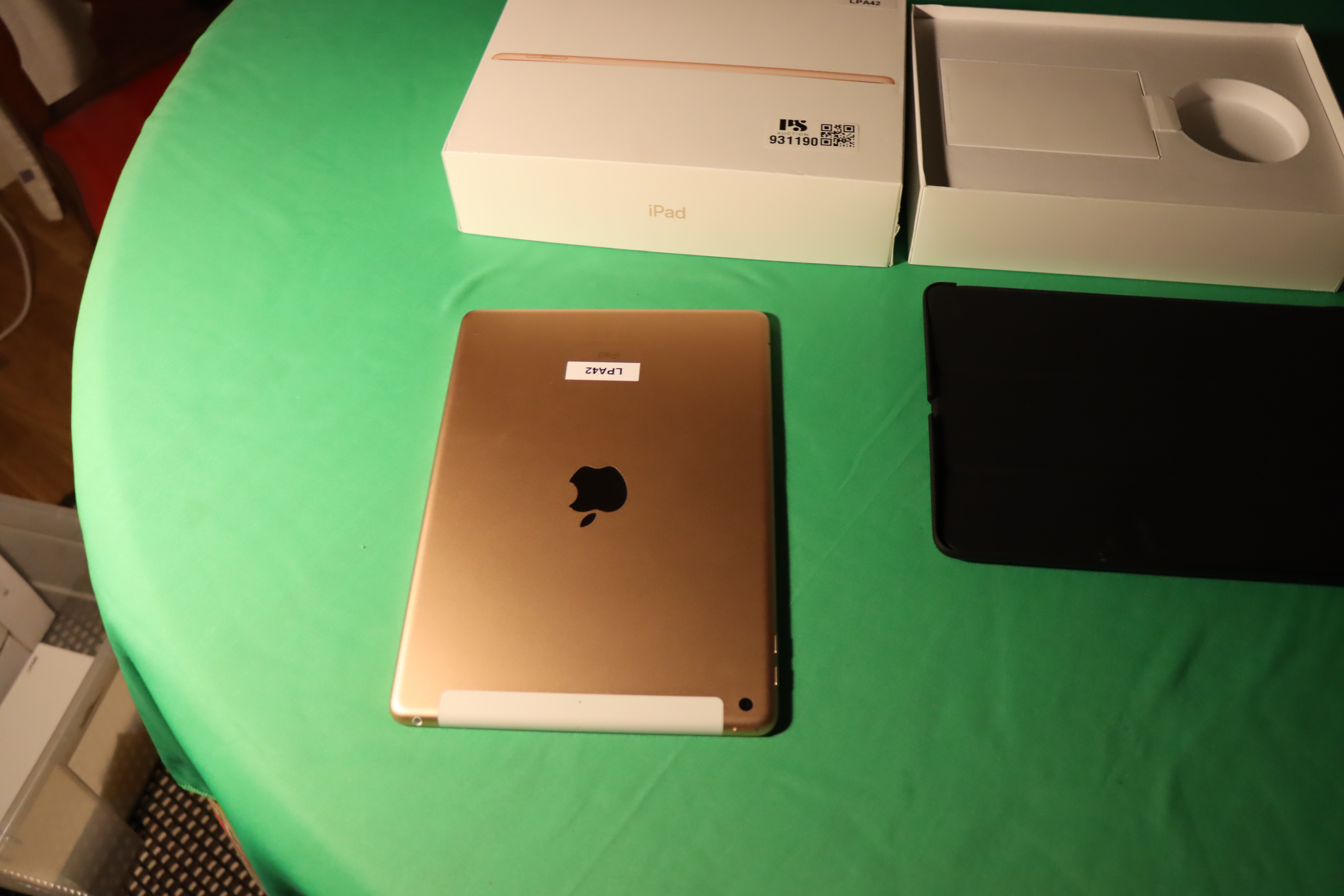 iPad 6th Gen A1954 Wifi+Cell 32GB - PS Auction - We value the