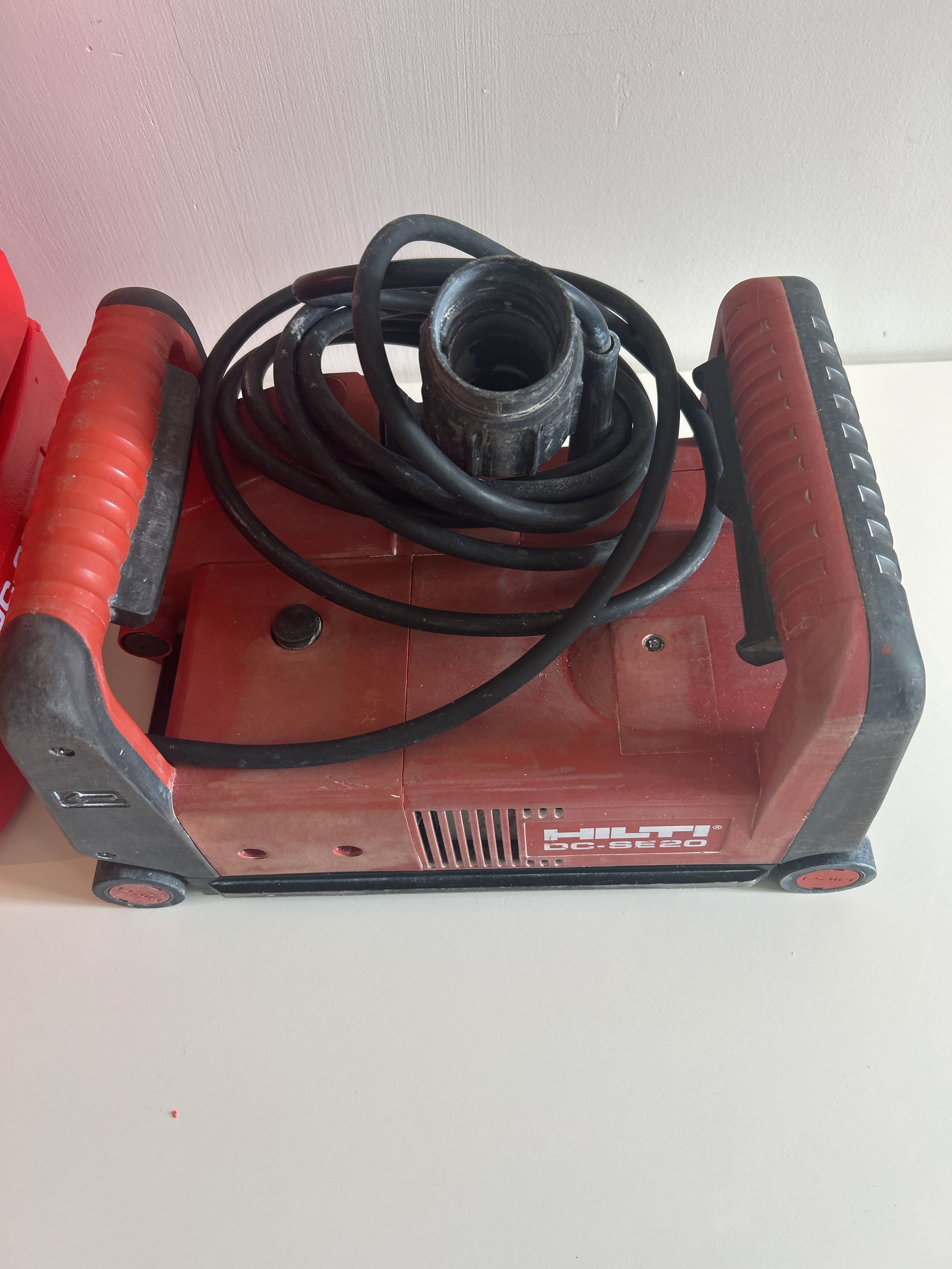 Hilti Drywall Router Circular saw and router - Hilti - PS Auction - We value the future ...