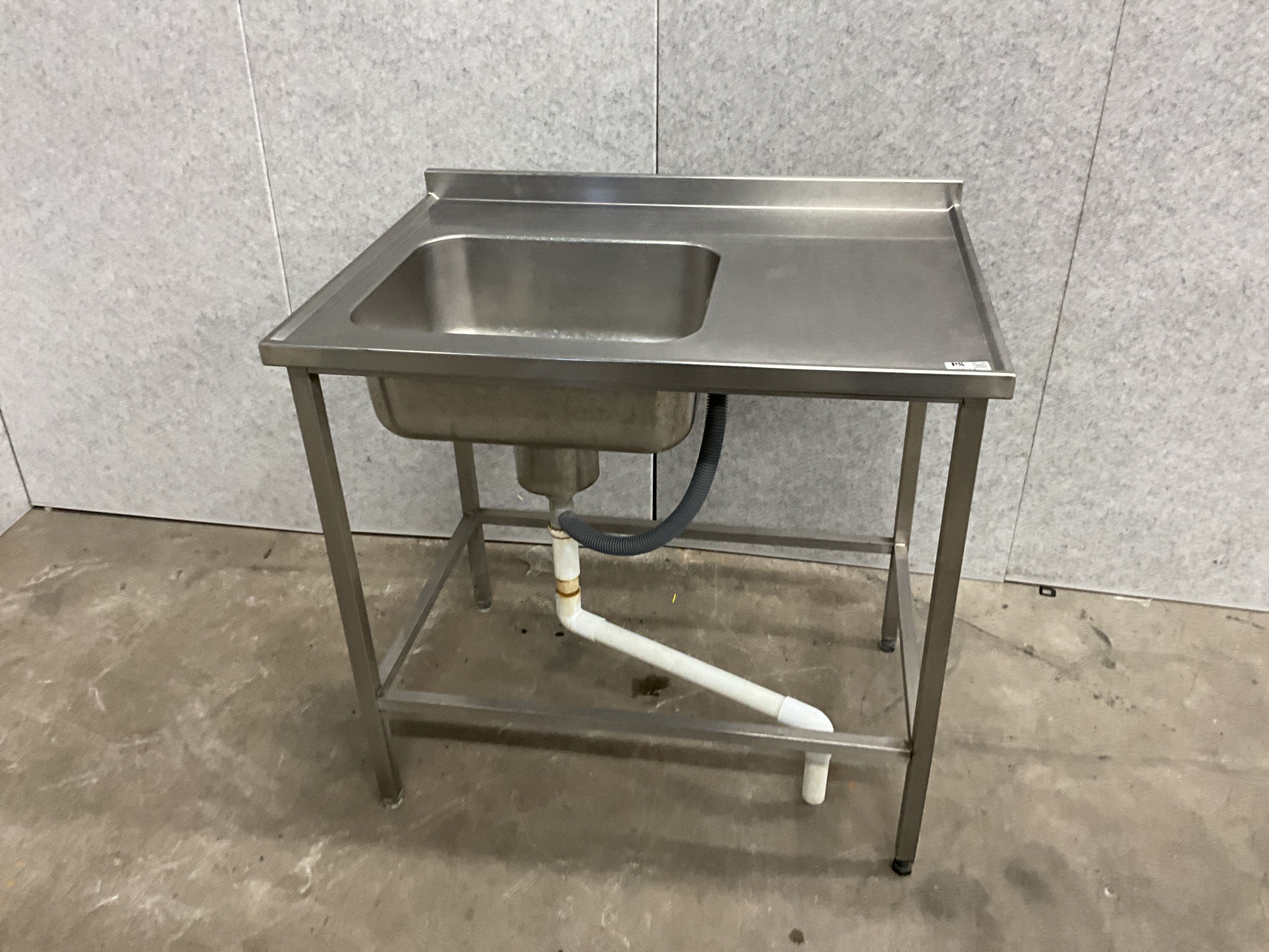 Stainless steel bench with hob - PS Auction - We value the future ...