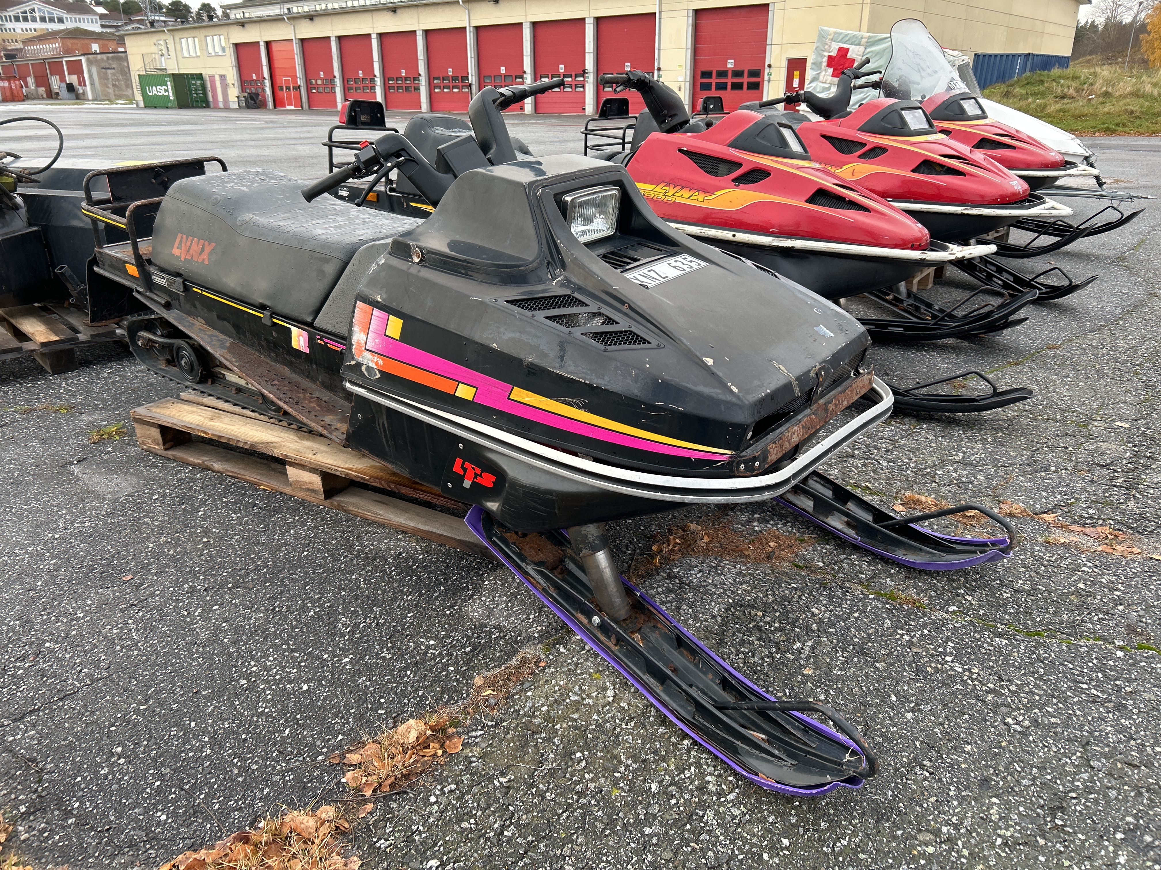 Snowmobile Lynx 5900 GLX -1991 - PS Auction - We value the future