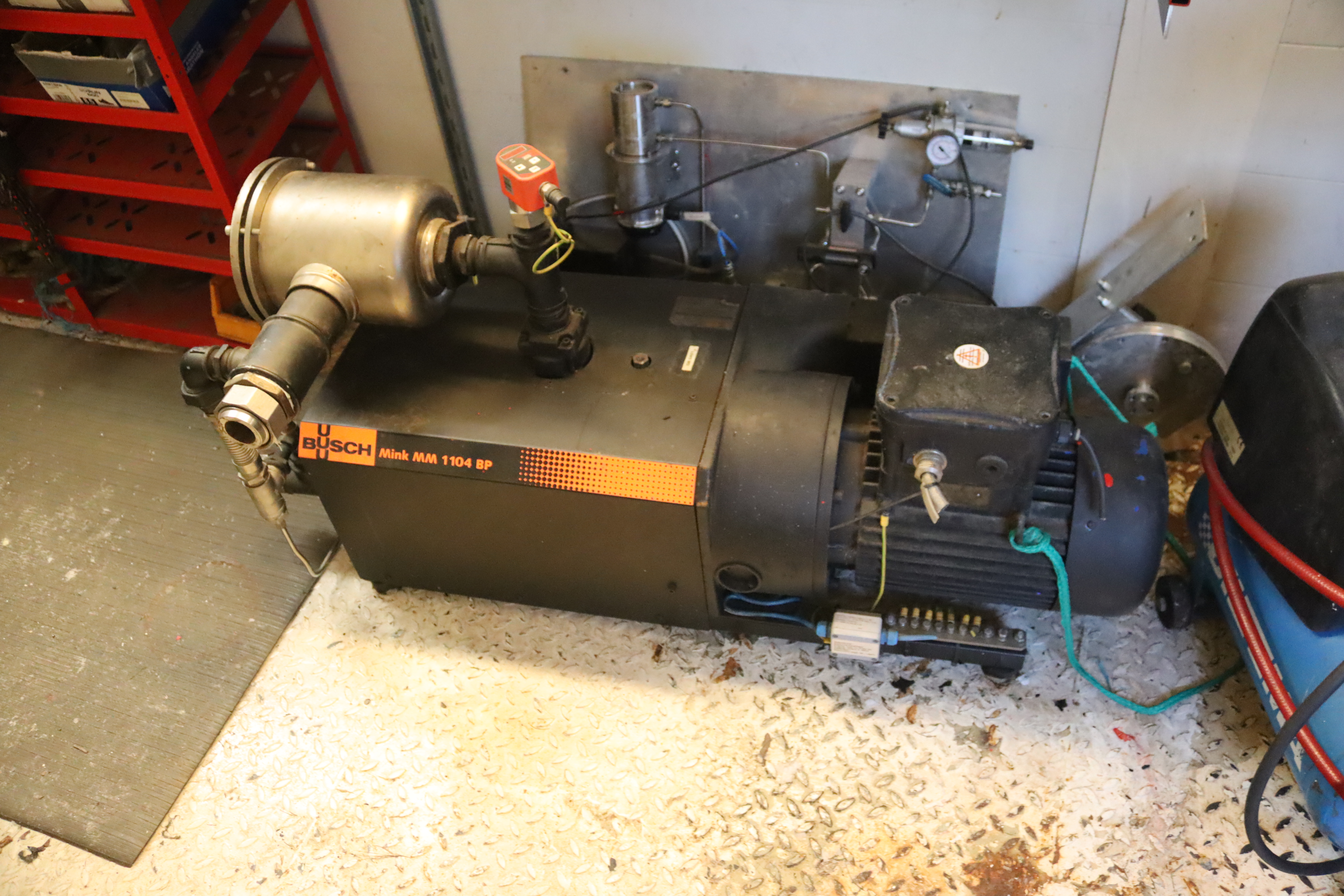 Claw pump Compressor Busch MM 1104BP - PS Auction - We value the 