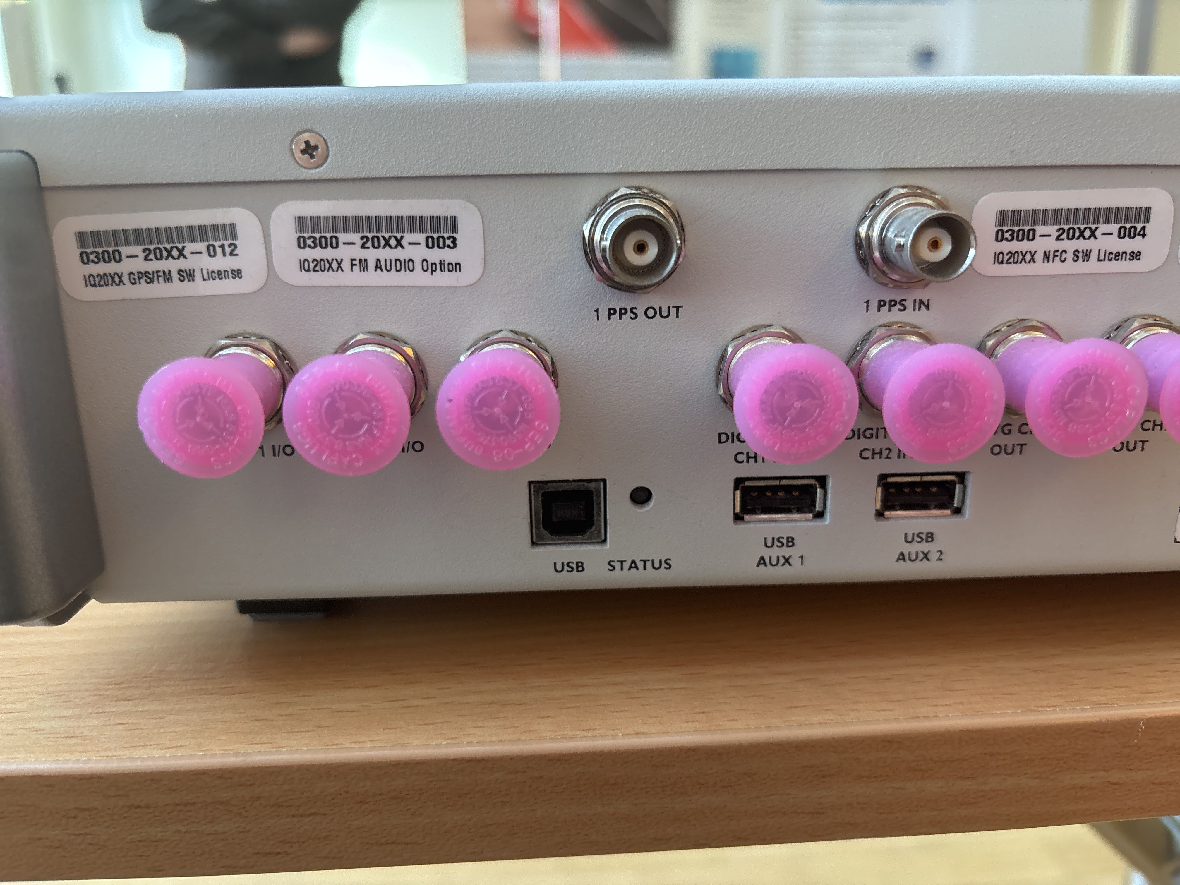 Wireless Communication Test System - LitePoint IQ2010 - PS Auction - We ...