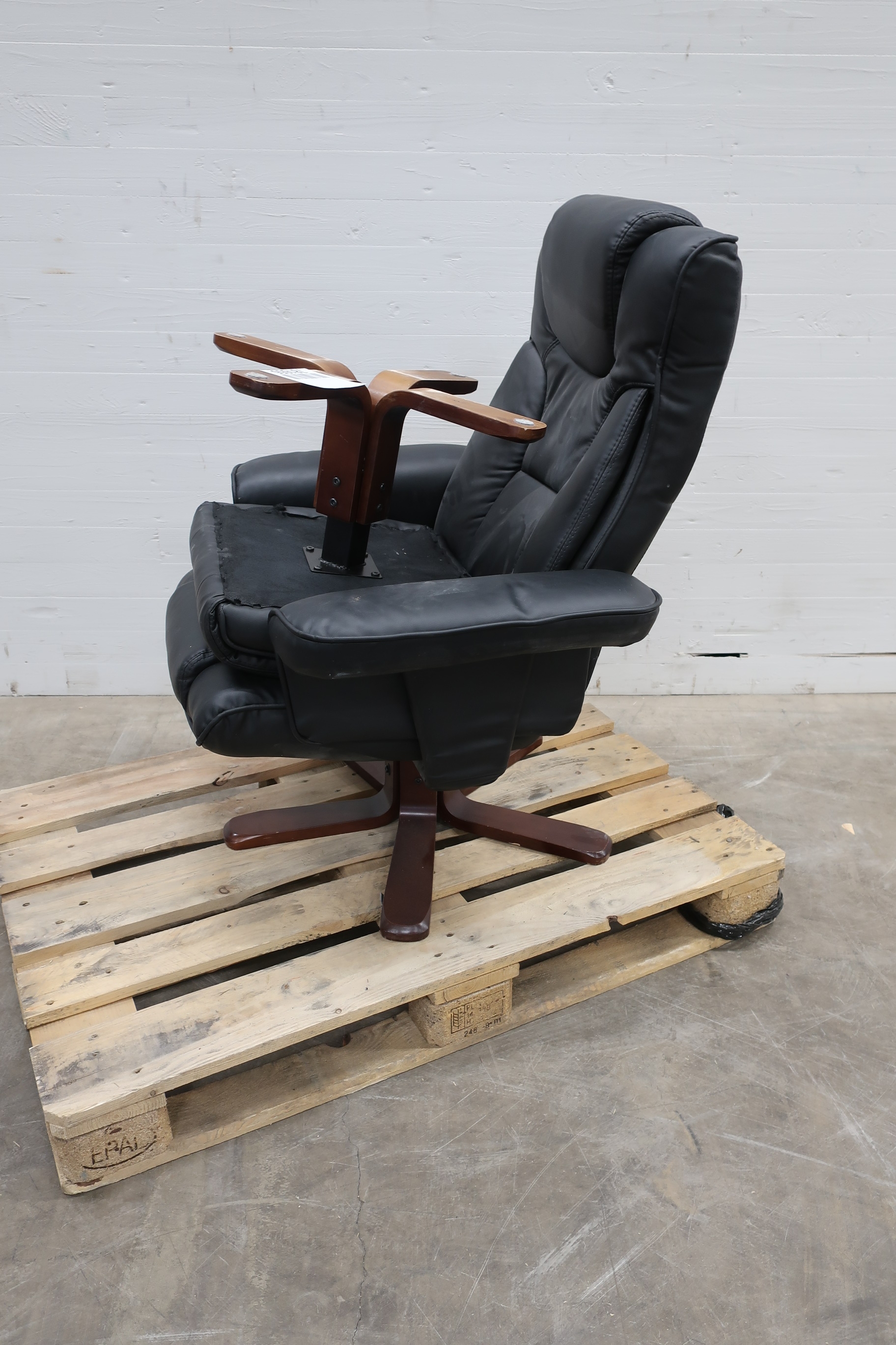 Swivel armchair with footstool PS Auction We value the future