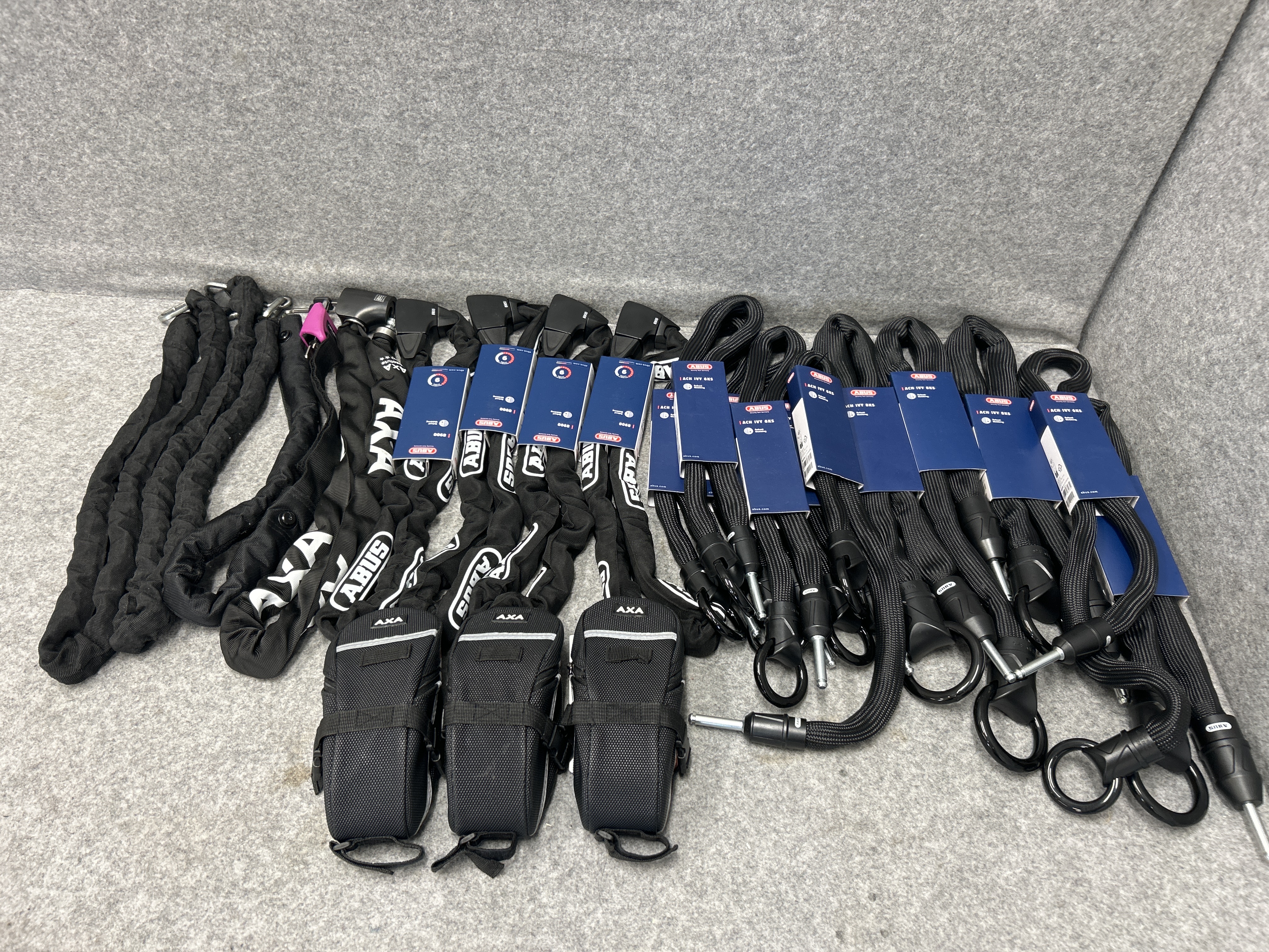 Lock chains and extension chains - PS Auction - We value the future ...
