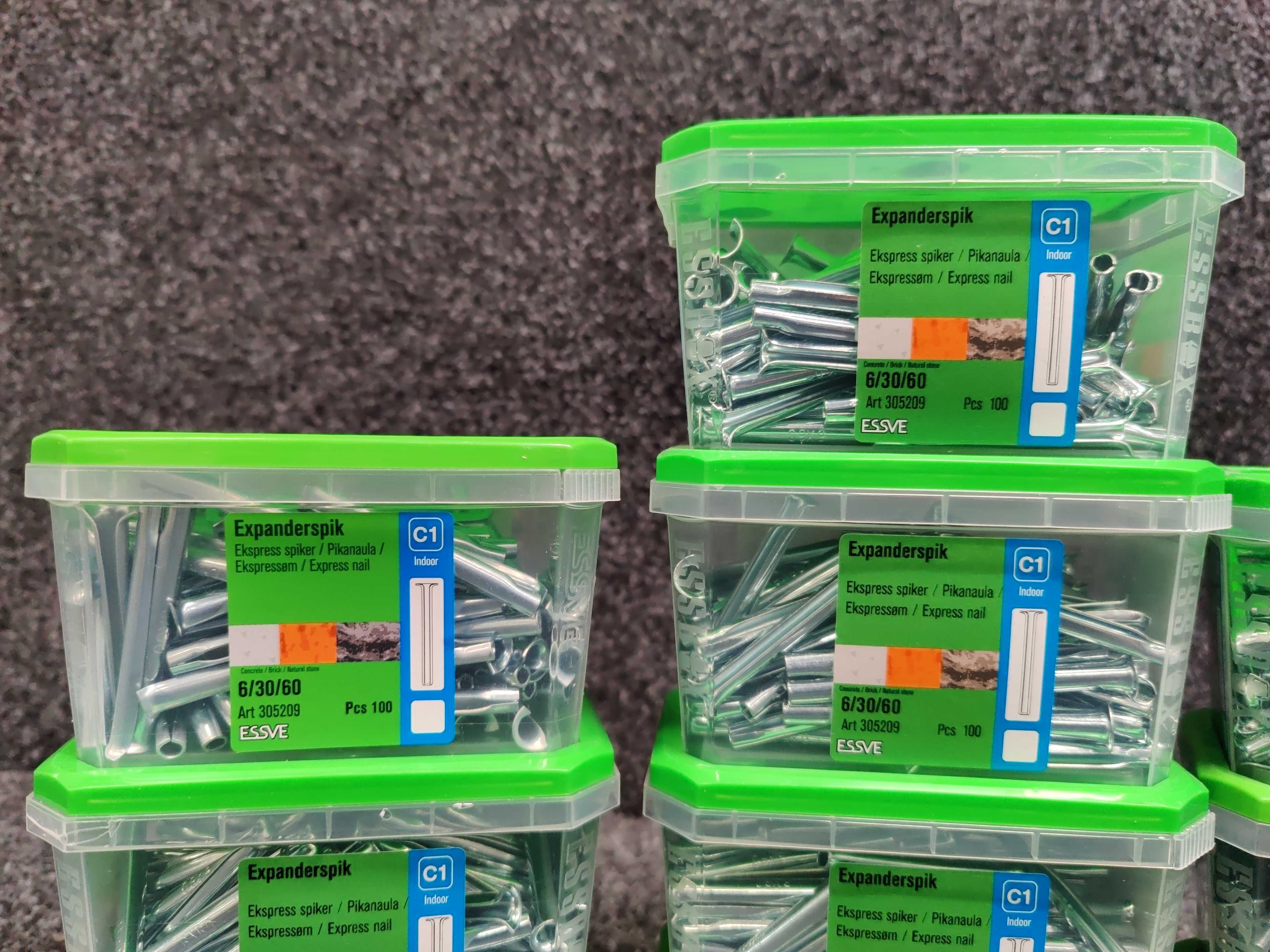 10 pcs Packs Expander nails & plaster expanders, Essve - PS Auction ...