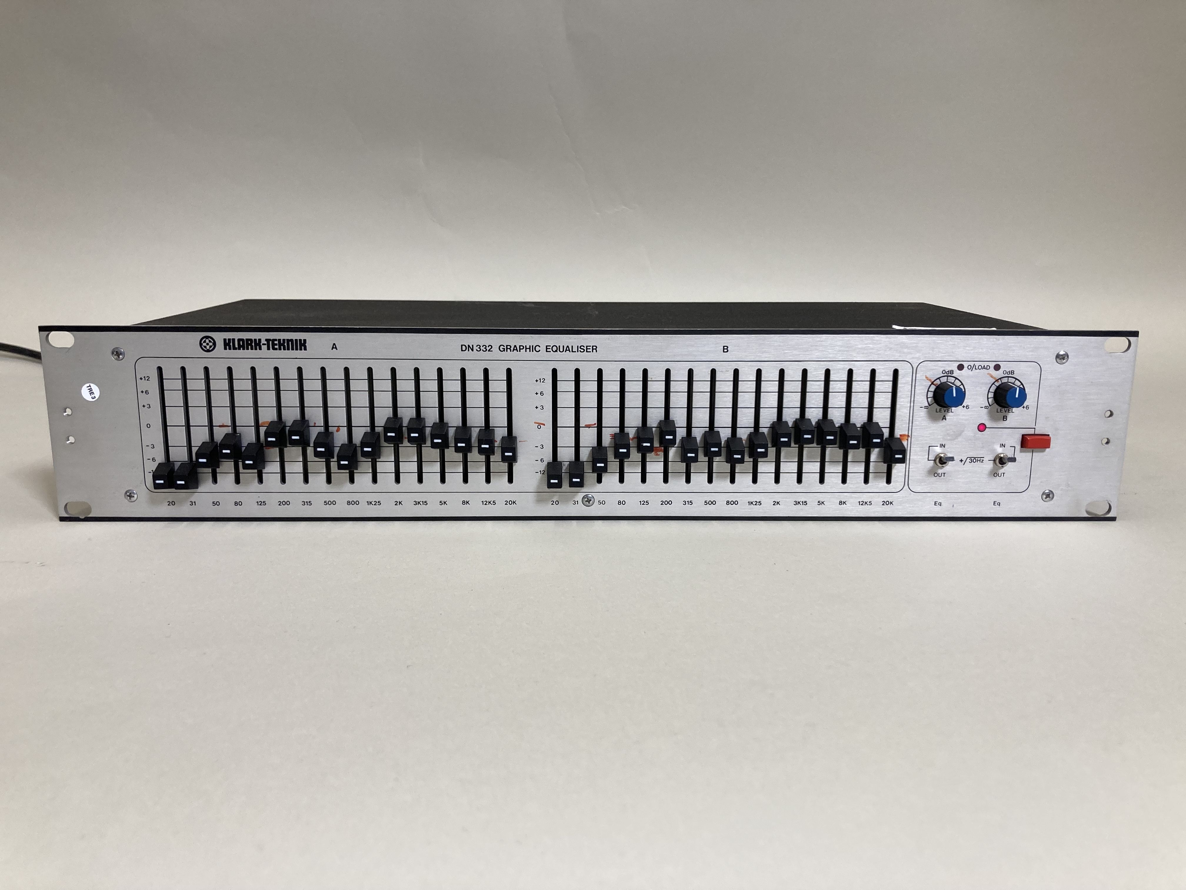 Klark-Teknik DN332 Graphic Equaliser | PS Auction